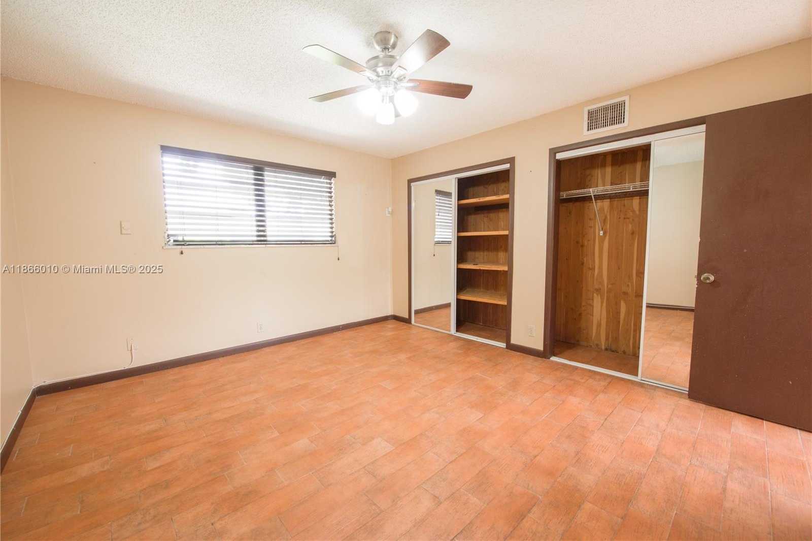 Small Image of 19365 SOUTH WEST 256TH ST, Homestead Number 21