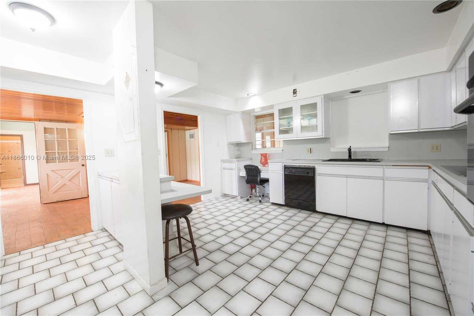 Small Image of 19365 SOUTH WEST 256TH ST, Homestead Number 30