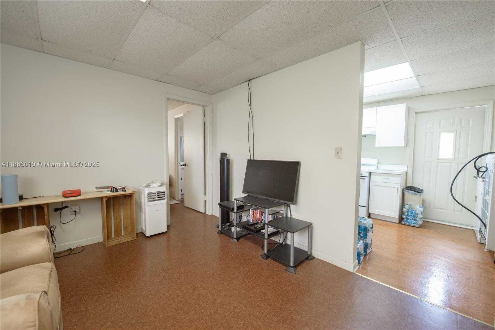 Small Image of 19365 SOUTH WEST 256TH ST, Homestead Number 36