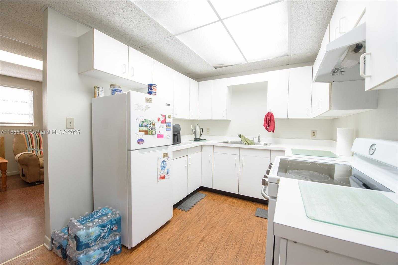 Small Image of 19365 SOUTH WEST 256TH ST, Homestead Number 37