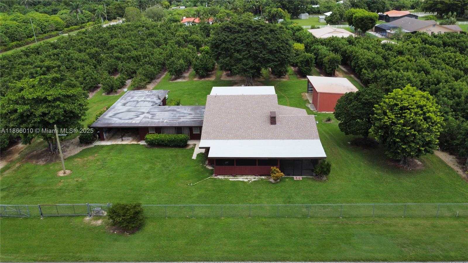 Small Image of 19365 SOUTH WEST 256TH ST, Homestead Number 50