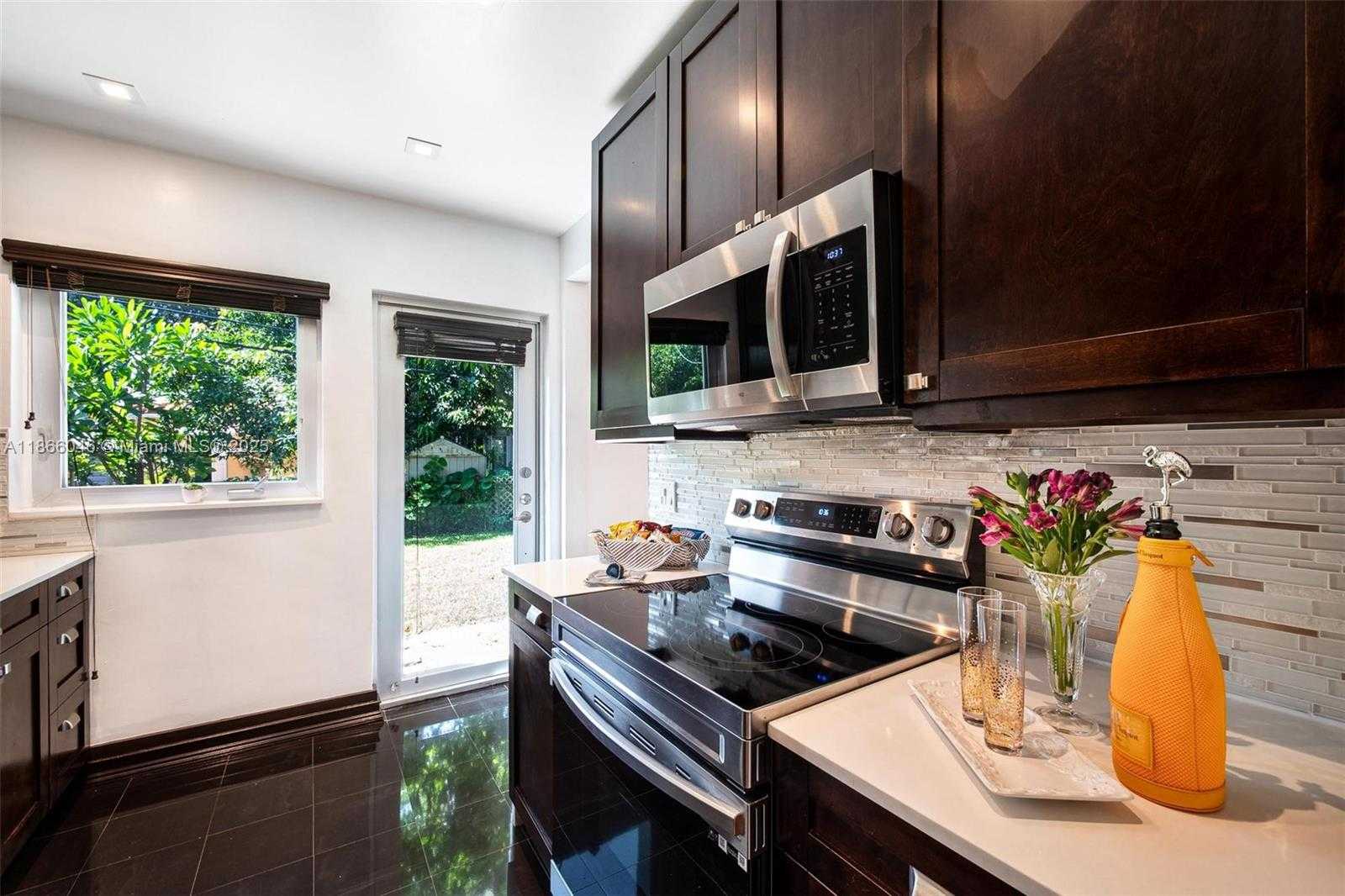 Small Image of 6320 NORTH WEST 41ST ST, Virginia Gardens Number 10