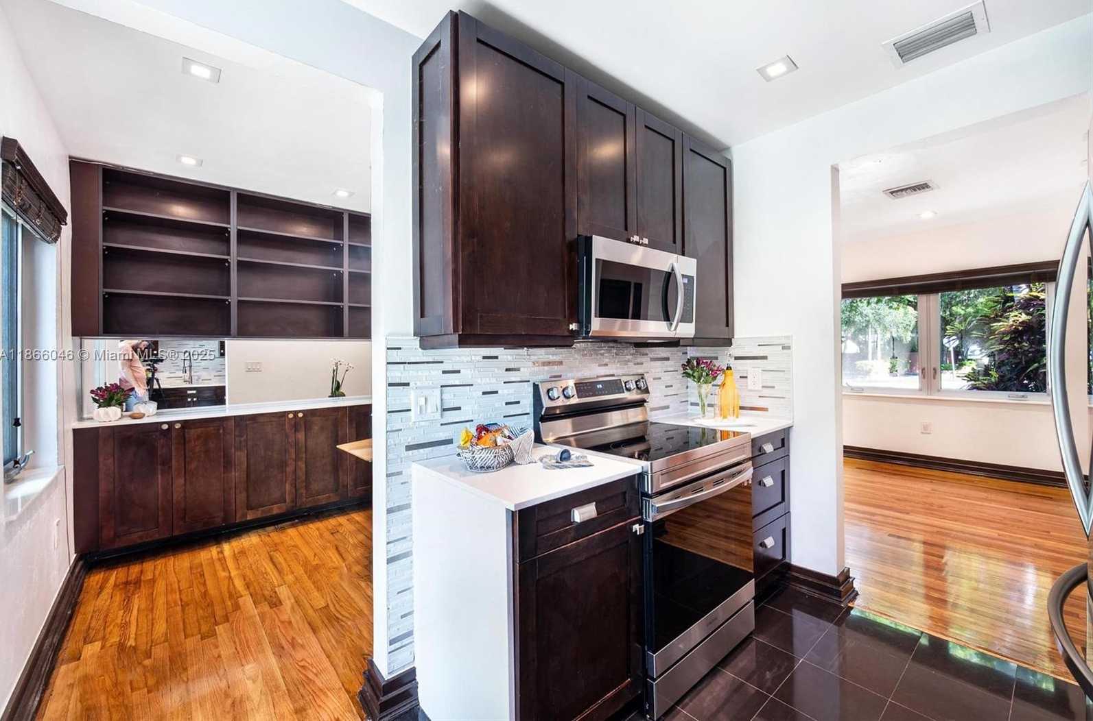 Small Image of 6320 NORTH WEST 41ST ST, Virginia Gardens Number 12