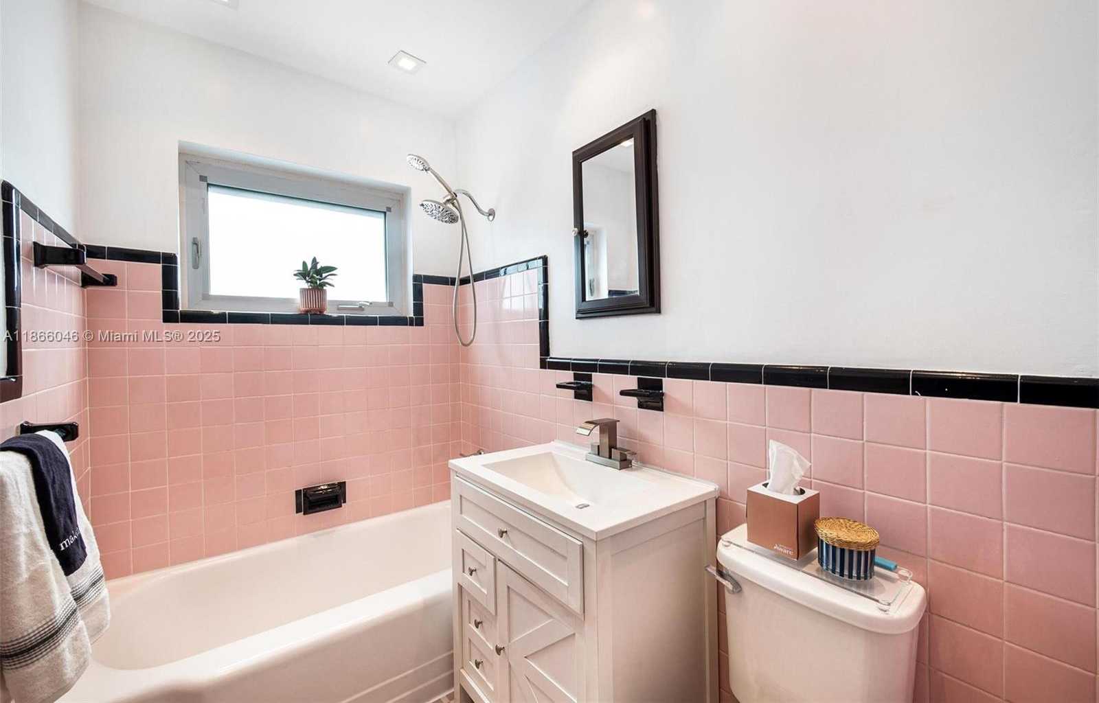 Small Image of 6320 NORTH WEST 41ST ST, Virginia Gardens Number 30
