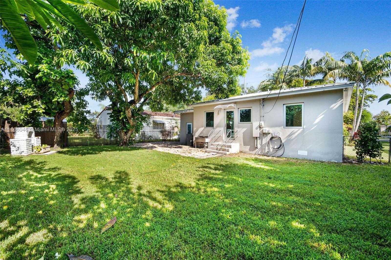 Small Image of 6320 NORTH WEST 41ST ST, Virginia Gardens Number 8