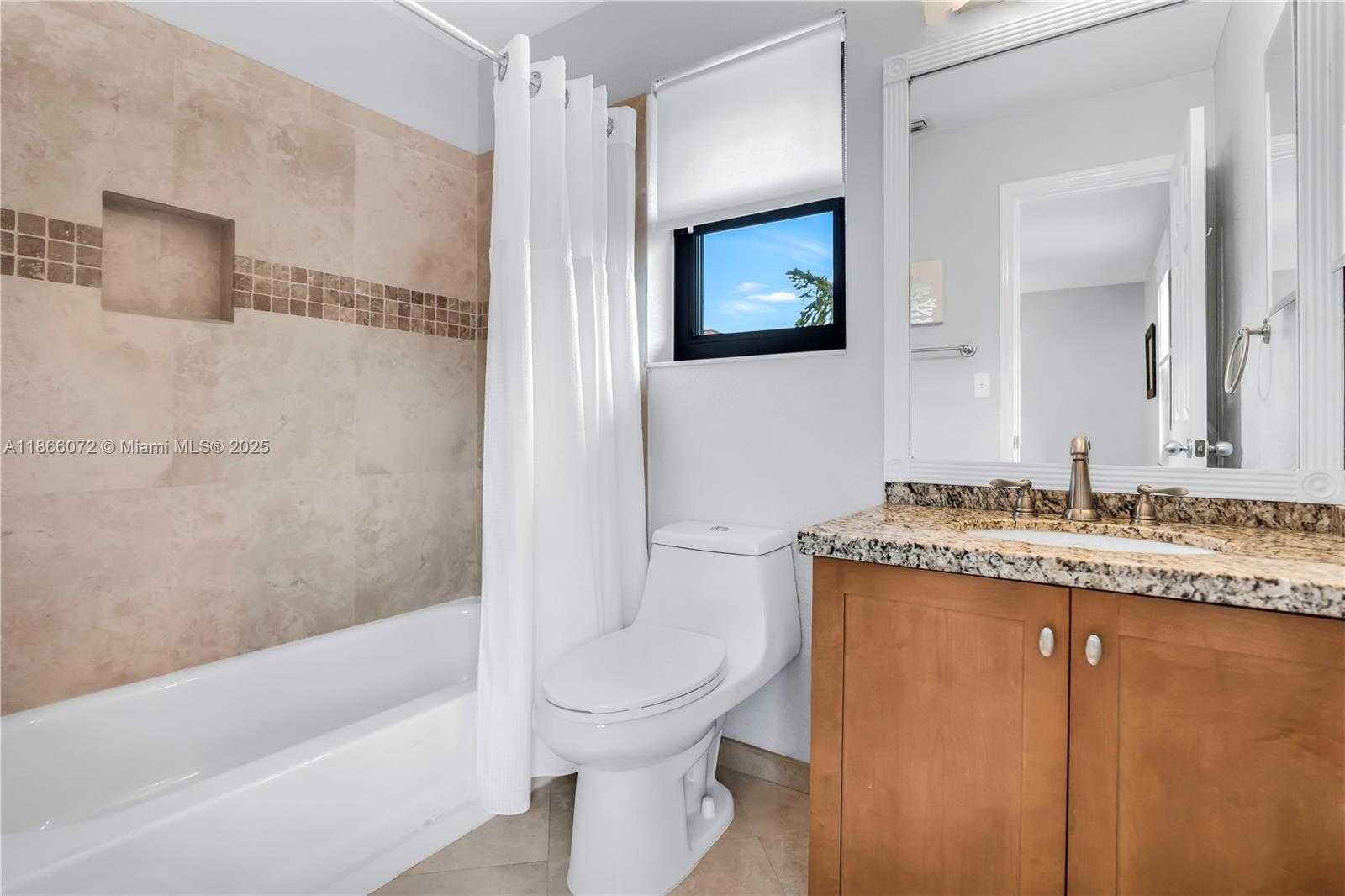 Small Image of 1411 NORTH WEST 179TH AVE, Pembroke Pines Number 36