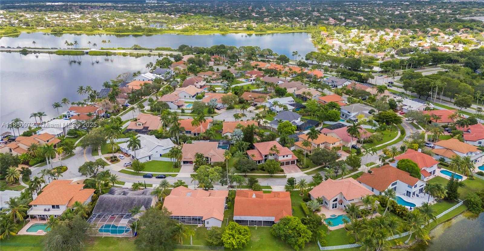 Small Image of 1411 NORTH WEST 179TH AVE, Pembroke Pines Number 56