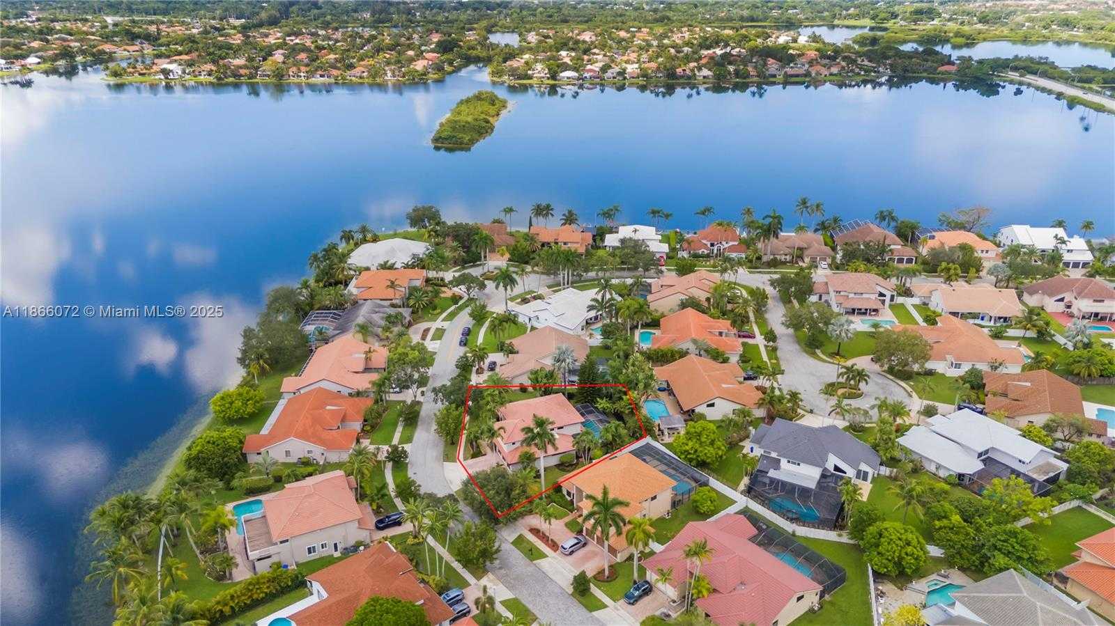 Small Image of 1411 NORTH WEST 179TH AVE, Pembroke Pines Number 57