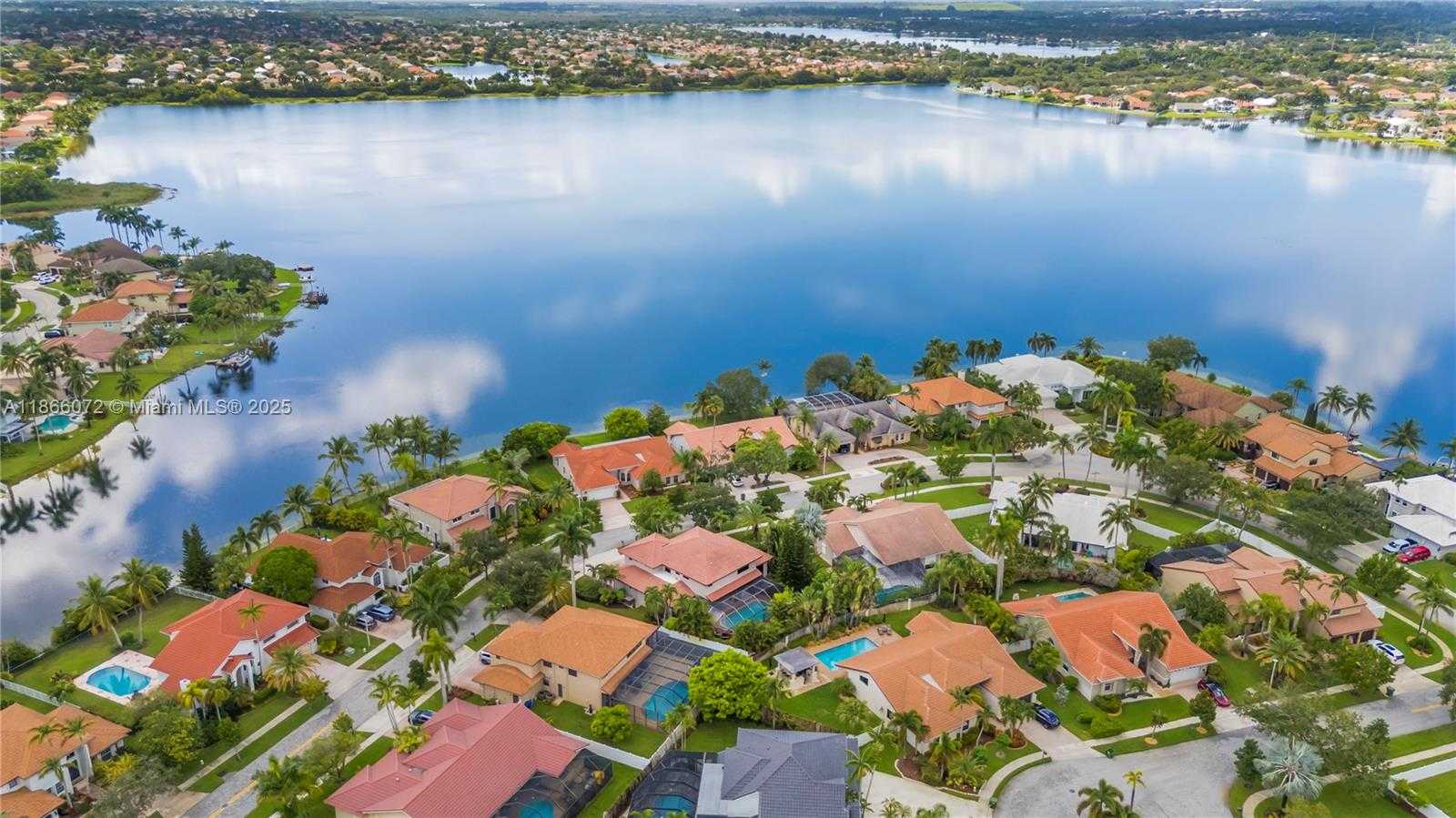 Small Image of 1411 NORTH WEST 179TH AVE, Pembroke Pines Number 62