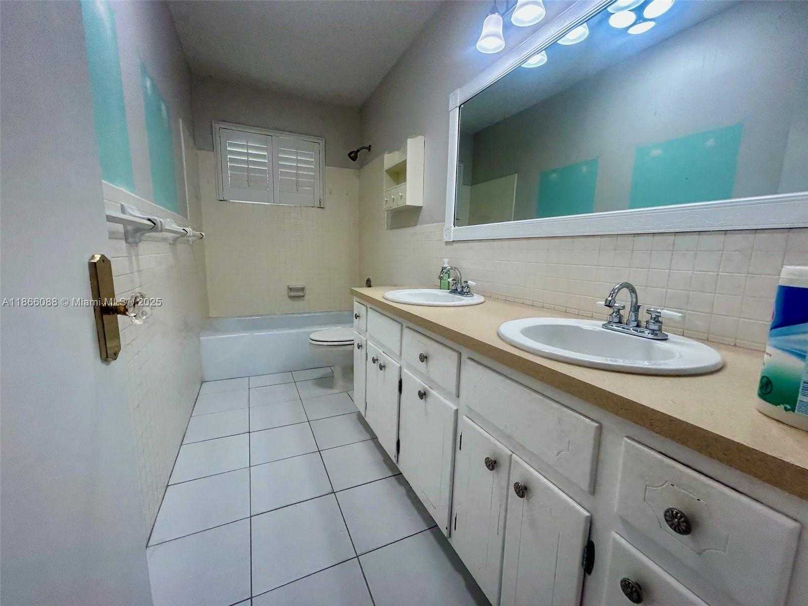 Small Image of 1120 SOUTH EAST 6TH TER, Pompano Beach Number 26