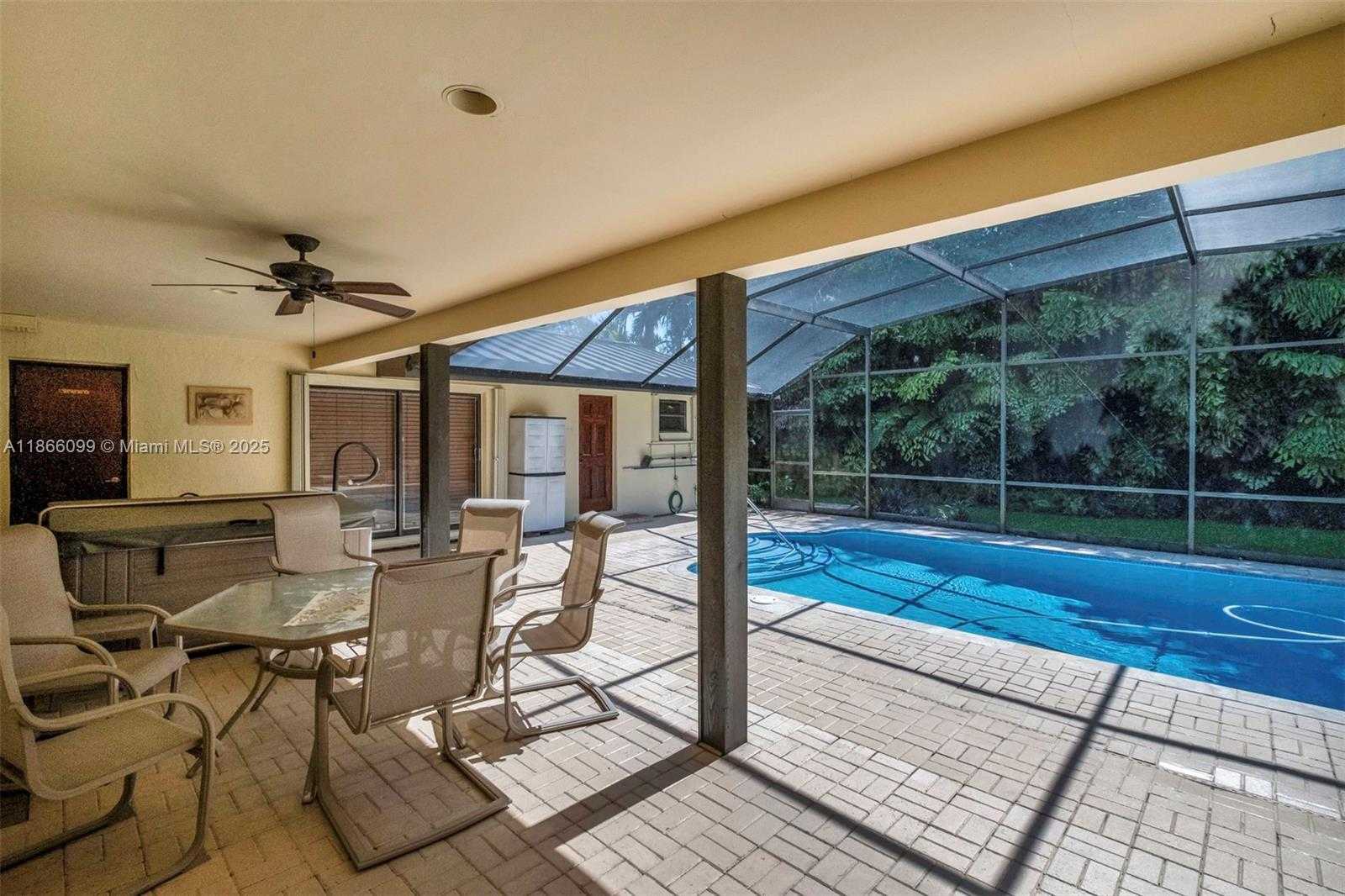 Small Image of 3721 NORTH PARK RD, Hollywood Number 18