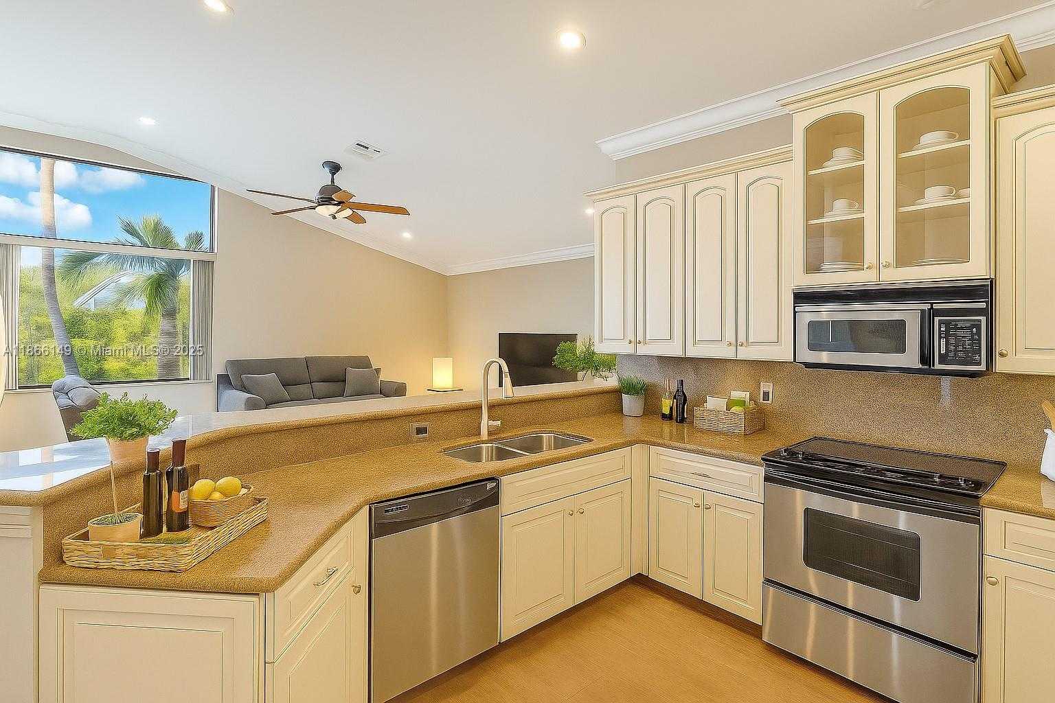 Small Image of 1077 DEERWOOD LN, Weston Number 7
