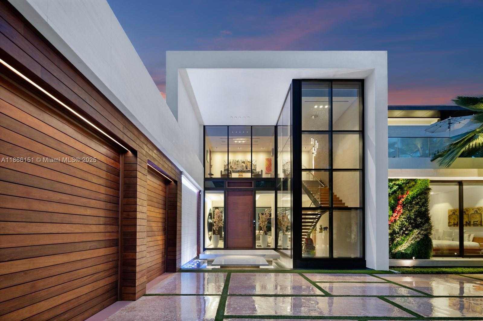 Small Image of Miami Number 14