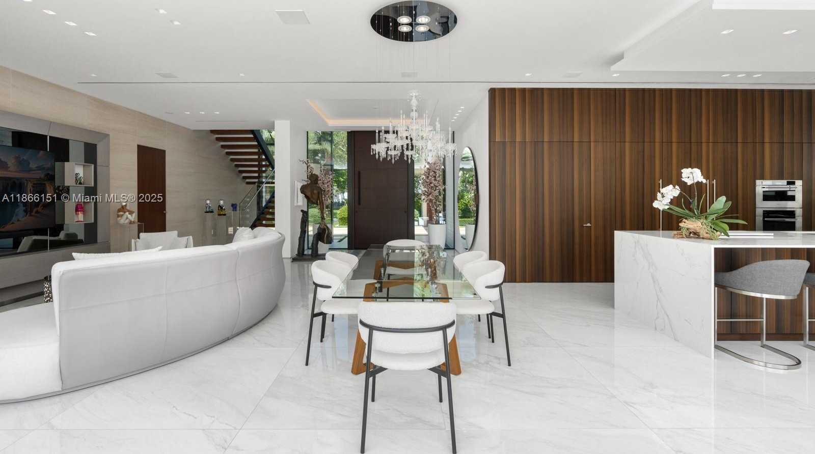 Small Image of Miami Number 19