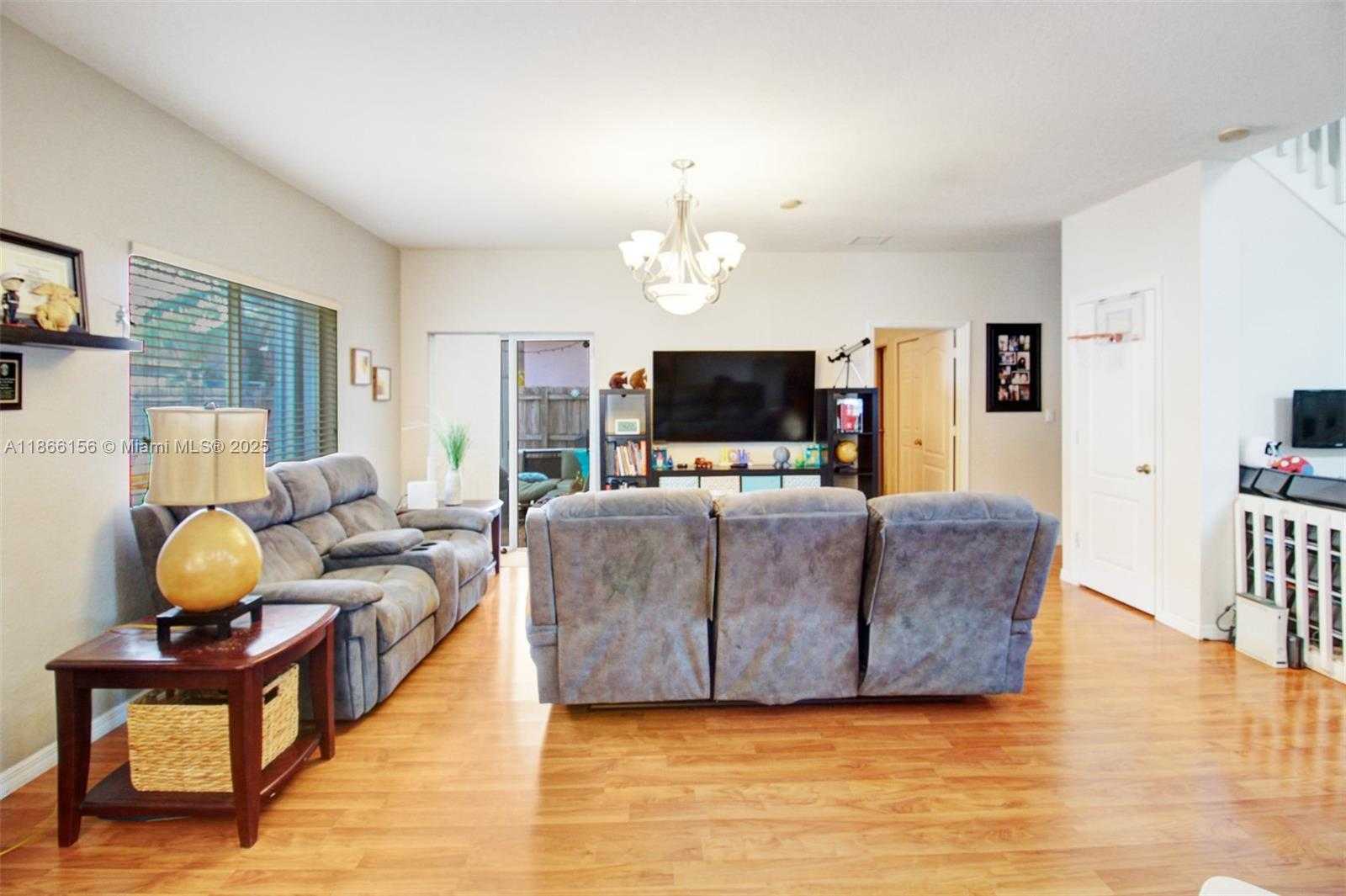 Small Image of 10210 SOUTH WEST 225 LN, Cutler Bay Number 14