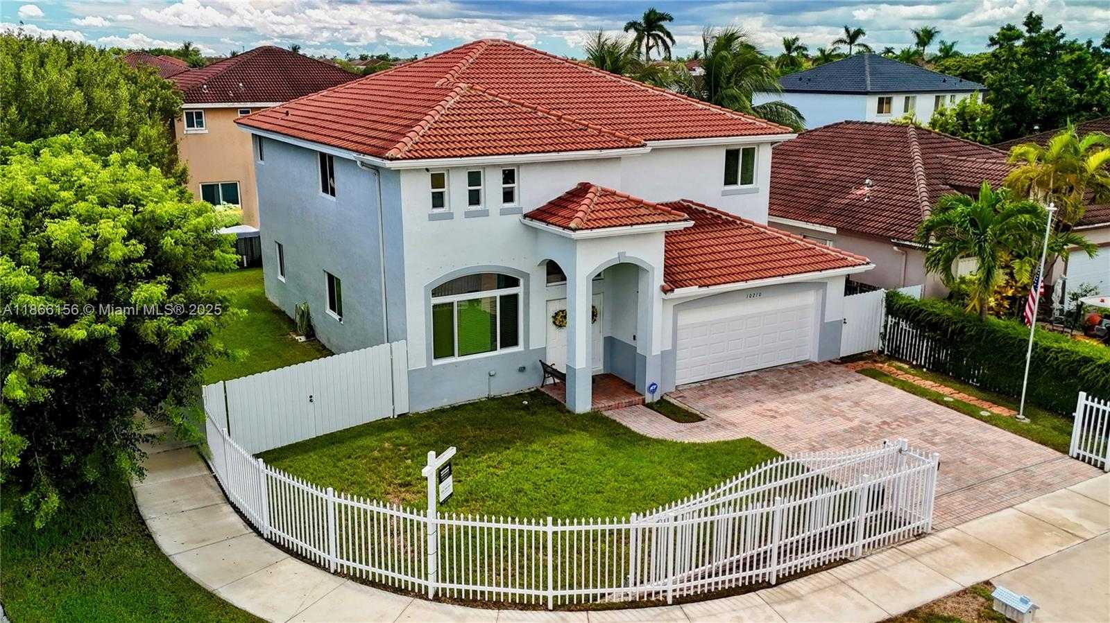 Small Image of 10210 SOUTH WEST 225 LN, Cutler Bay Number 2
