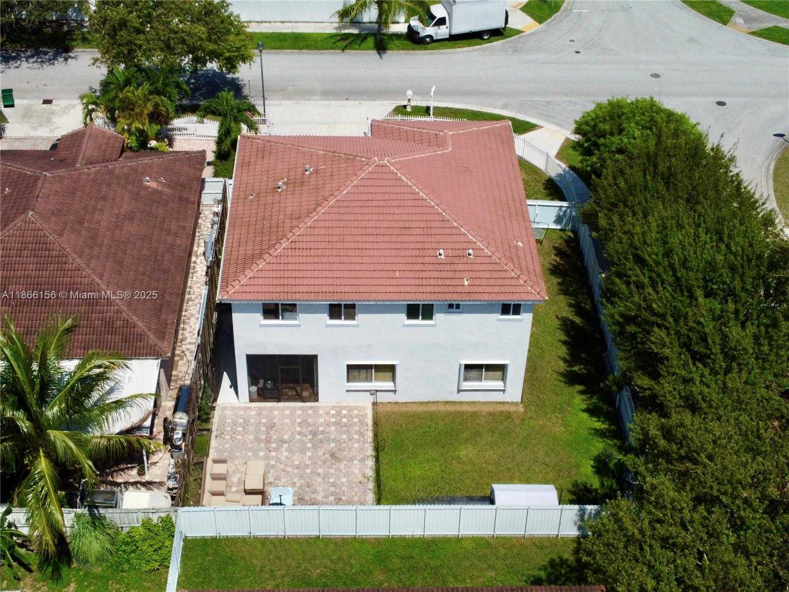 Small Image of 10210 SOUTH WEST 225 LN, Cutler Bay Number 35