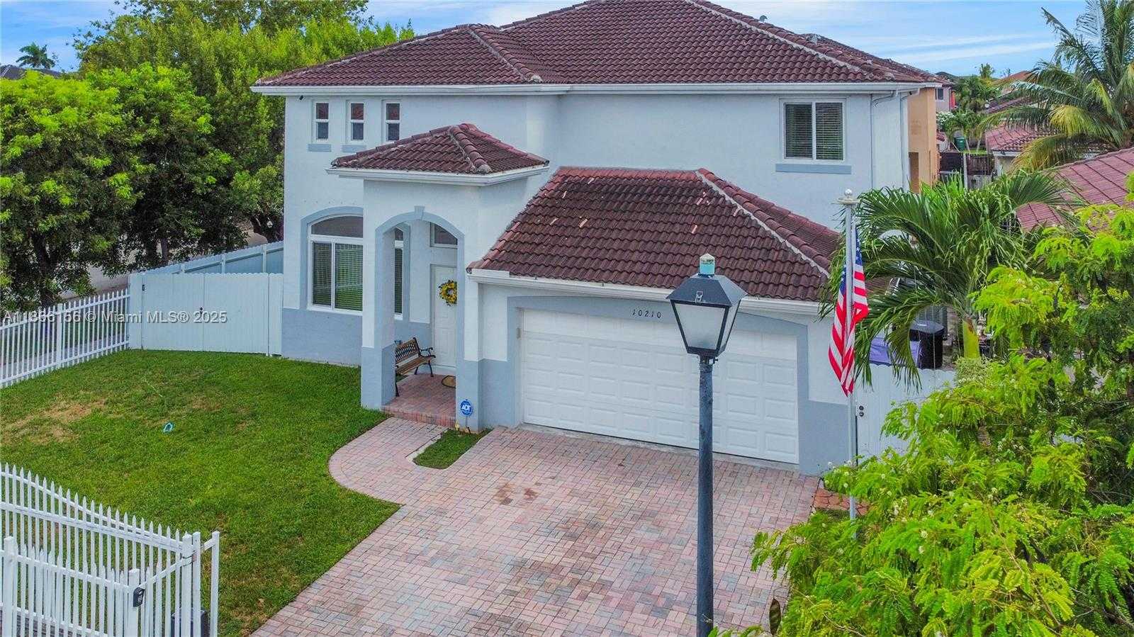 Small Image of 10210 SOUTH WEST 225 LN, Cutler Bay Number 38
