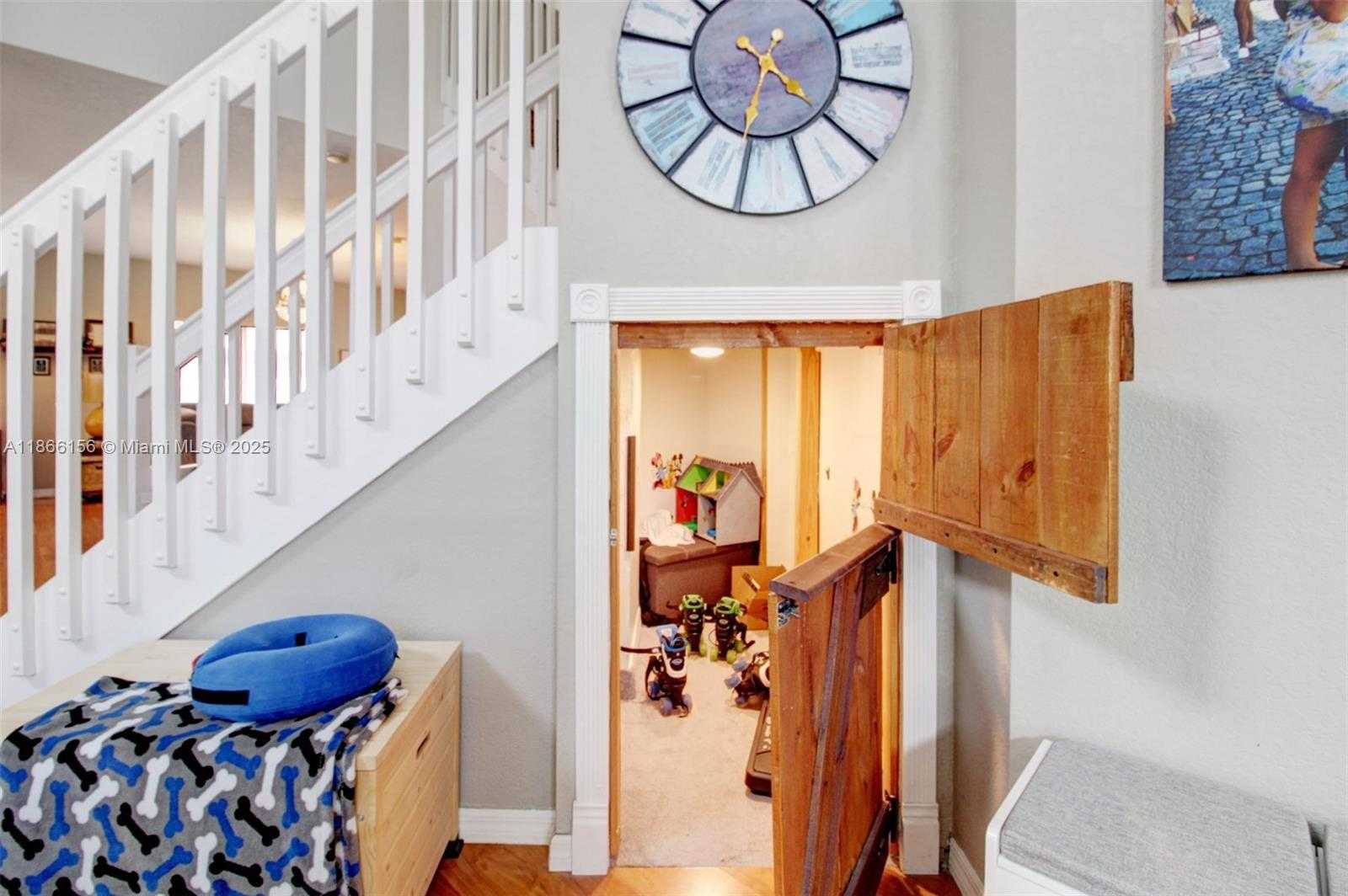 Small Image of 10210 SOUTH WEST 225 LN, Cutler Bay Number 8