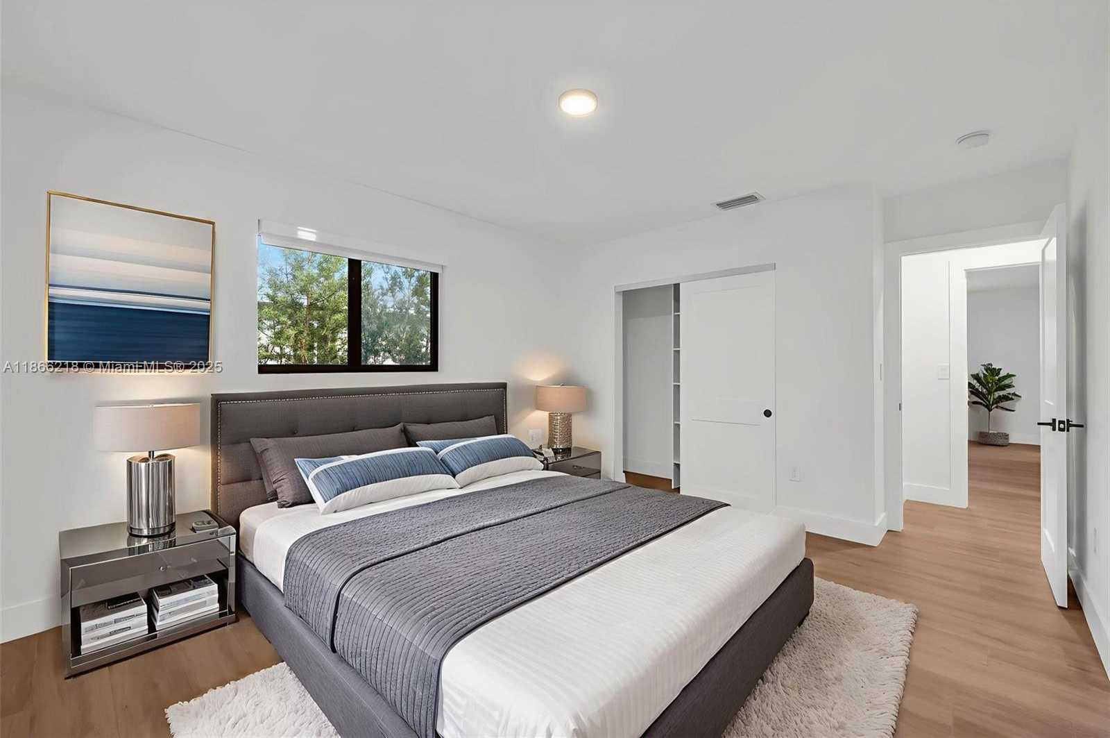 Small Image of 1460 CAMPAMENTO AVE, Coral Gables Number 26