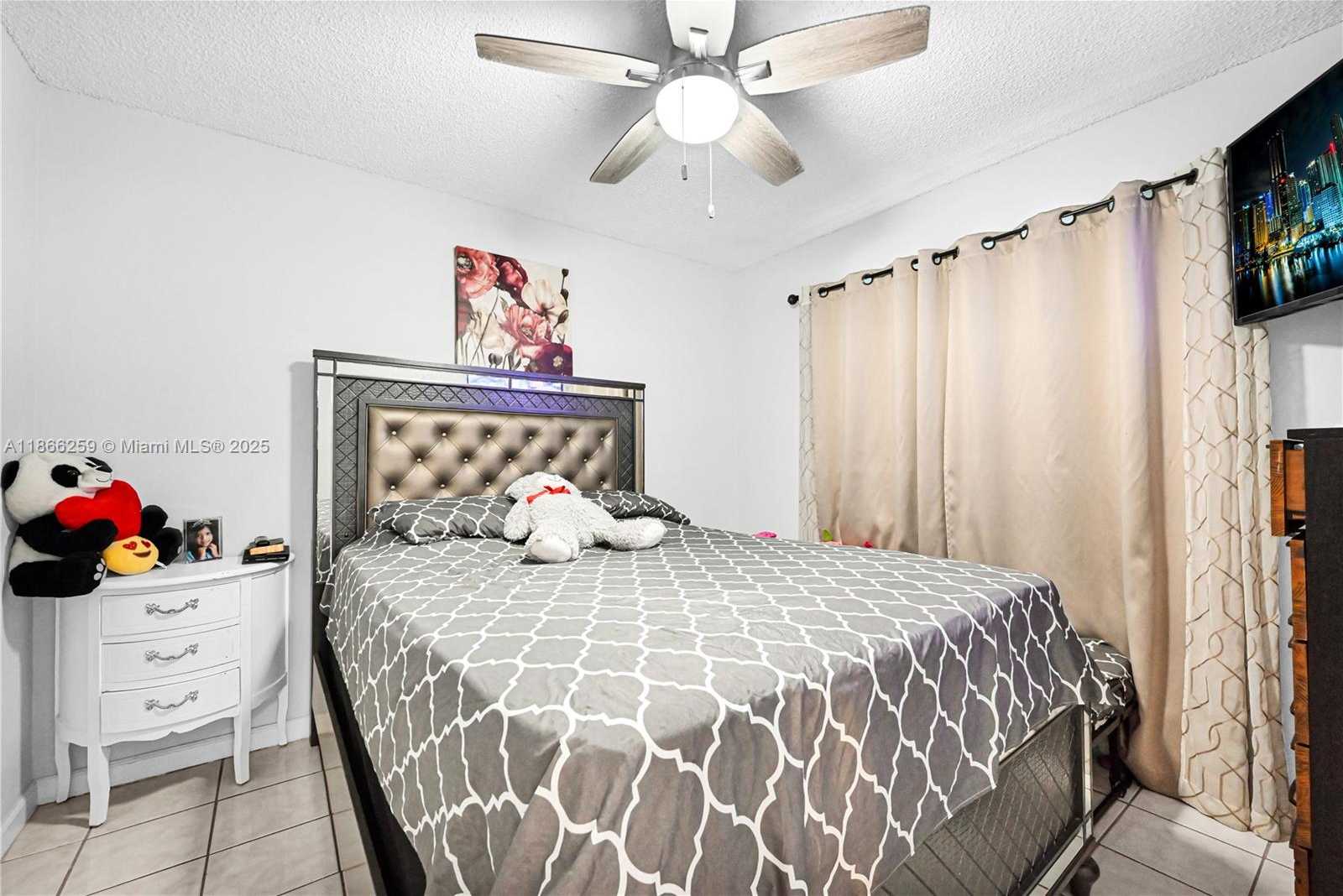 Small Image of 7320 WEST 29TH AVE, Hialeah Number 18