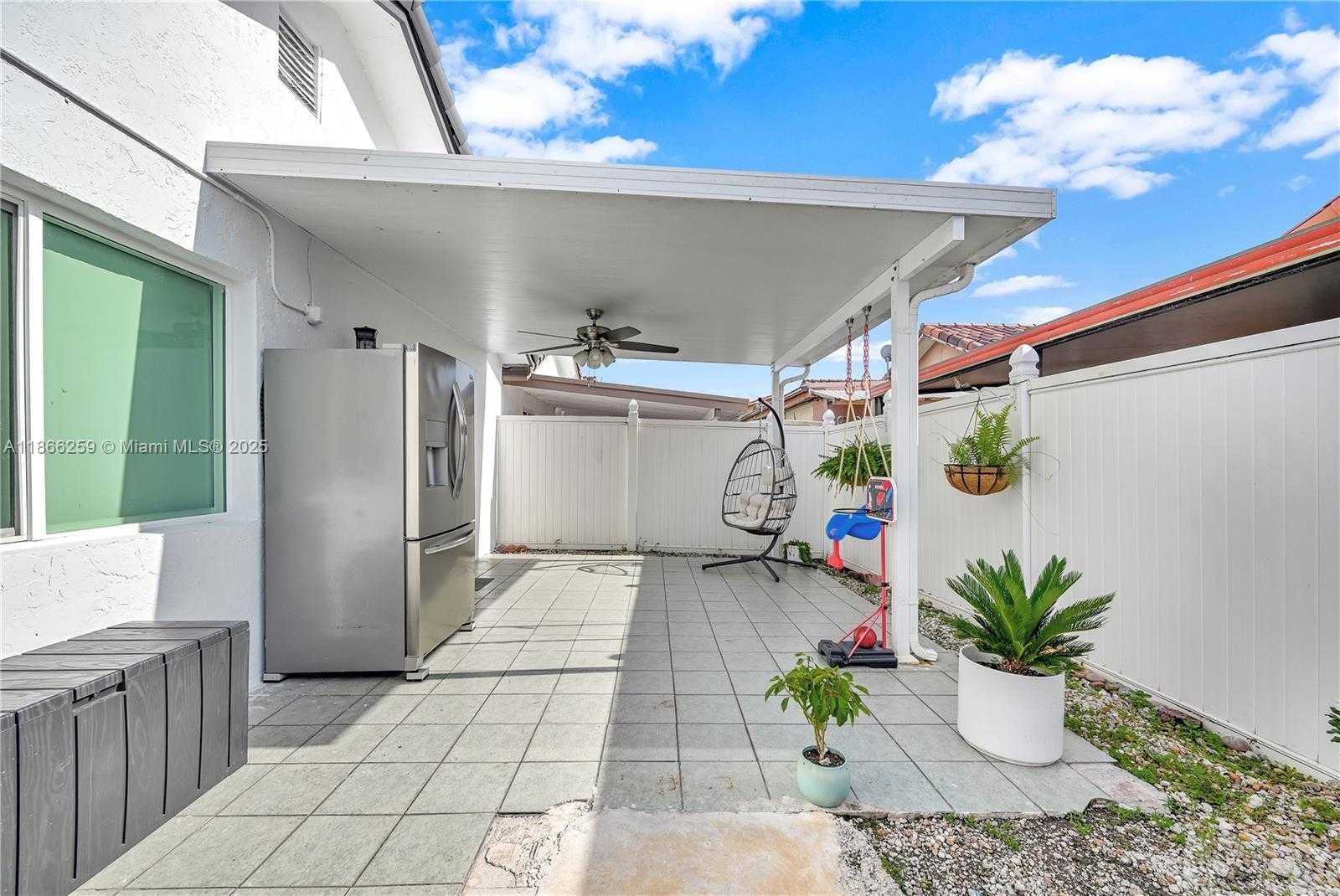 Small Image of 7320 WEST 29TH AVE, Hialeah Number 22
