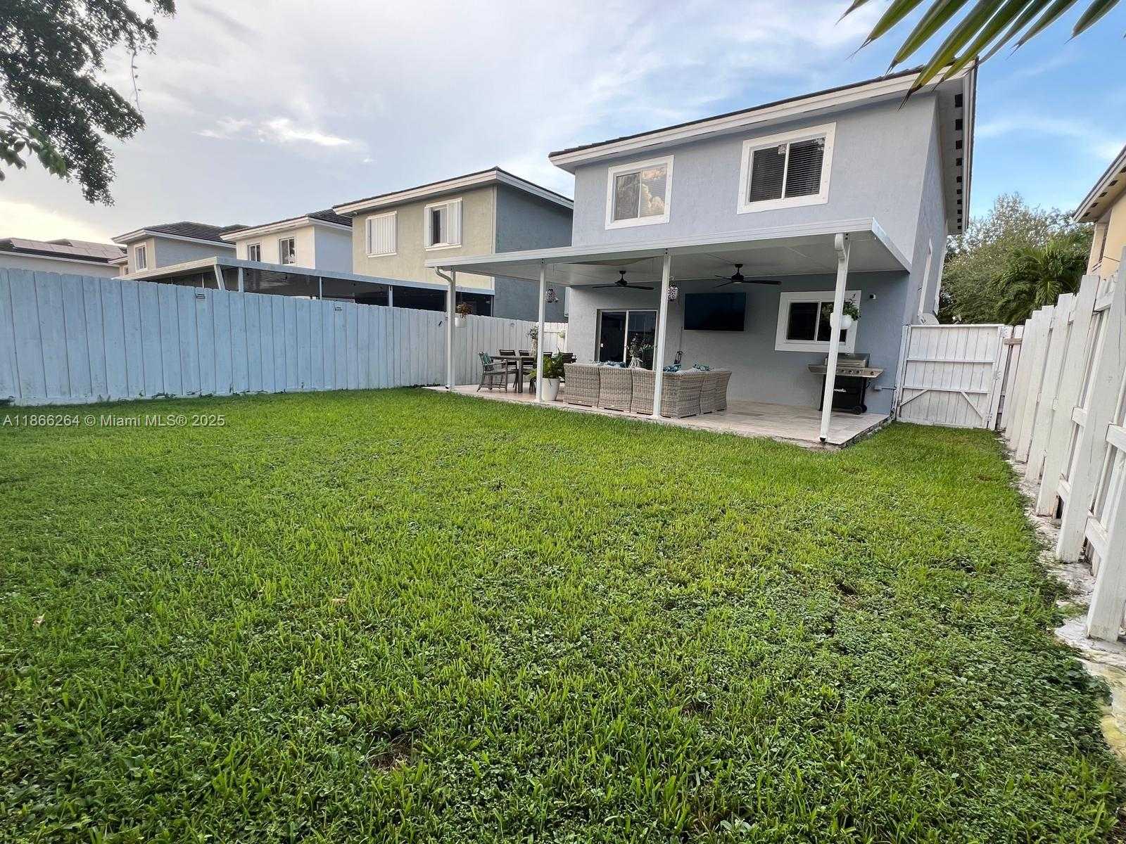 Small Image of 260 SOUTH EAST 32ND TER, Homestead Number 25