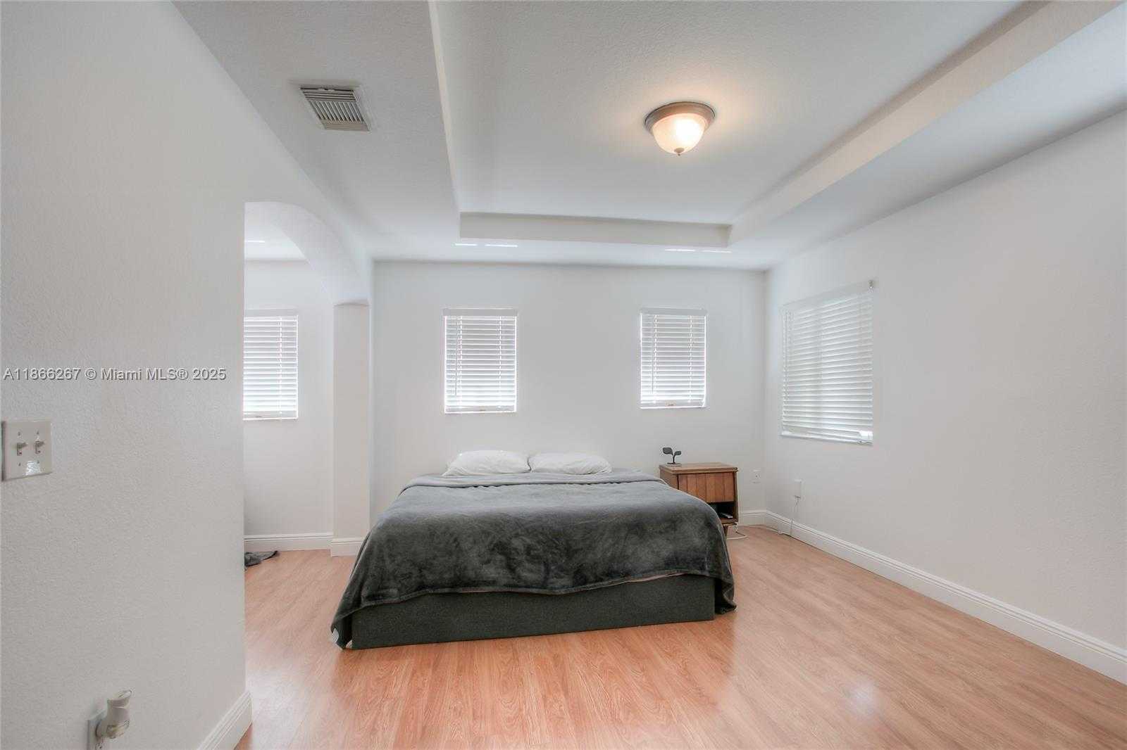 Small Image of 28414 SOUTH WEST 133RD PATH, Homestead Number 12
