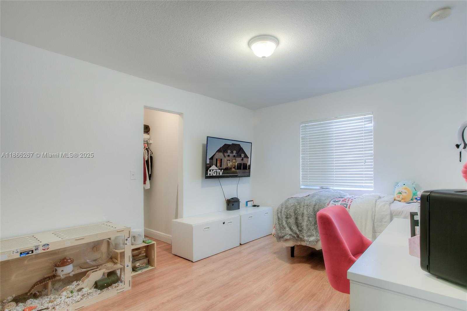 Small Image of 28414 SOUTH WEST 133RD PATH, Homestead Number 16