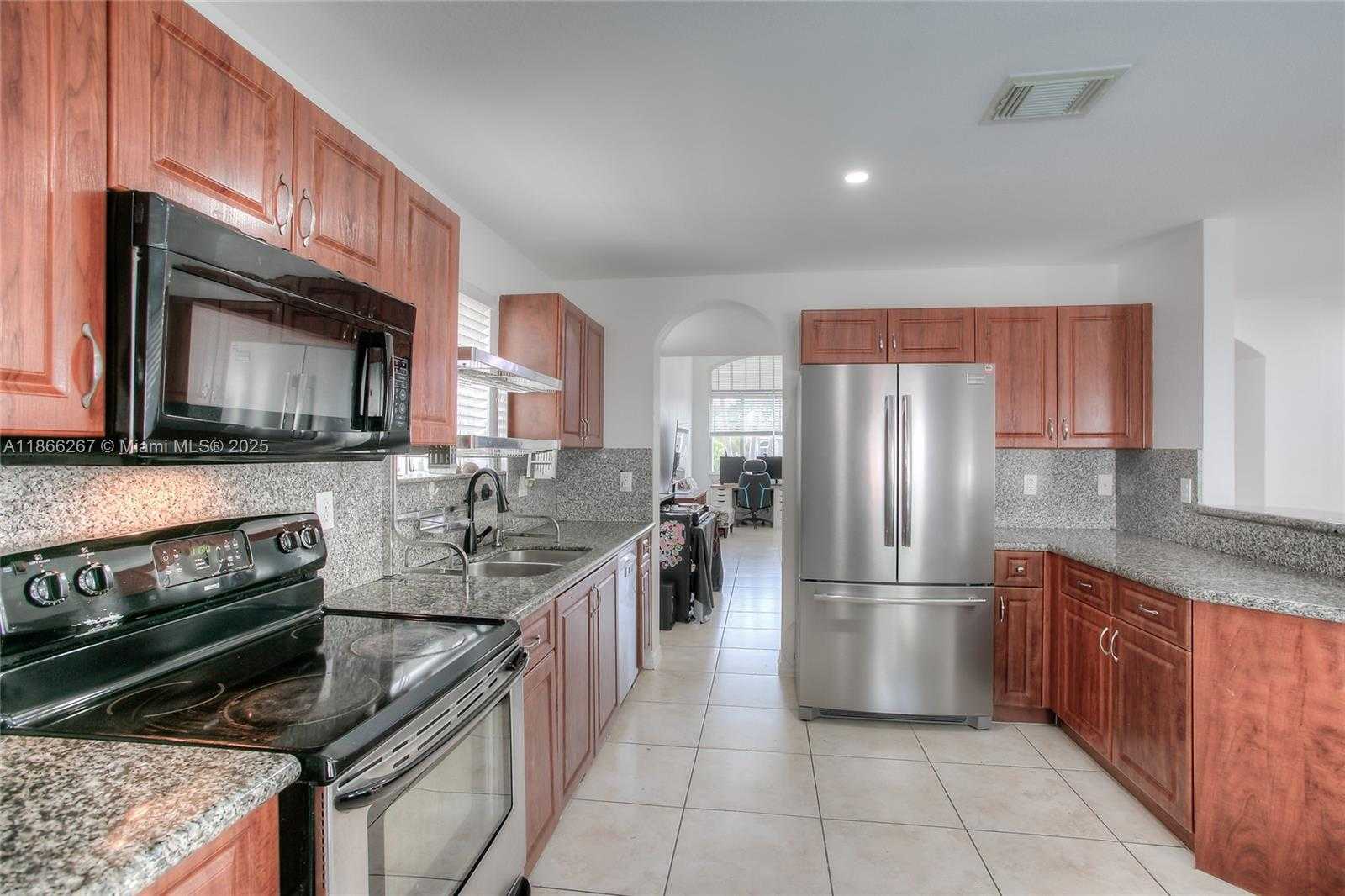 Small Image of 28414 SOUTH WEST 133RD PATH, Homestead Number 7