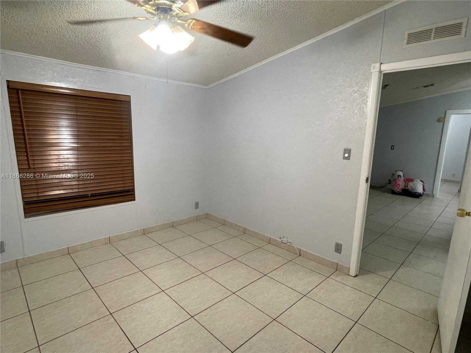 Small Image of 19800 SOUTH WEST 180TH AVE UNIT 308, Miami Number 14