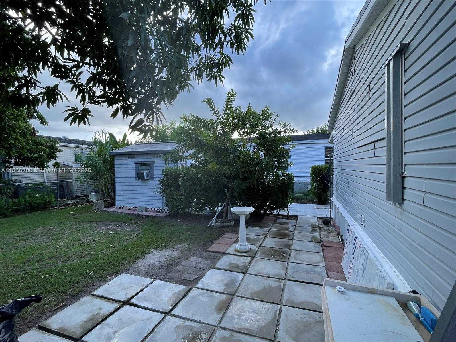 Small Image of 19800 SOUTH WEST 180TH AVE UNIT 308, Miami Number 5