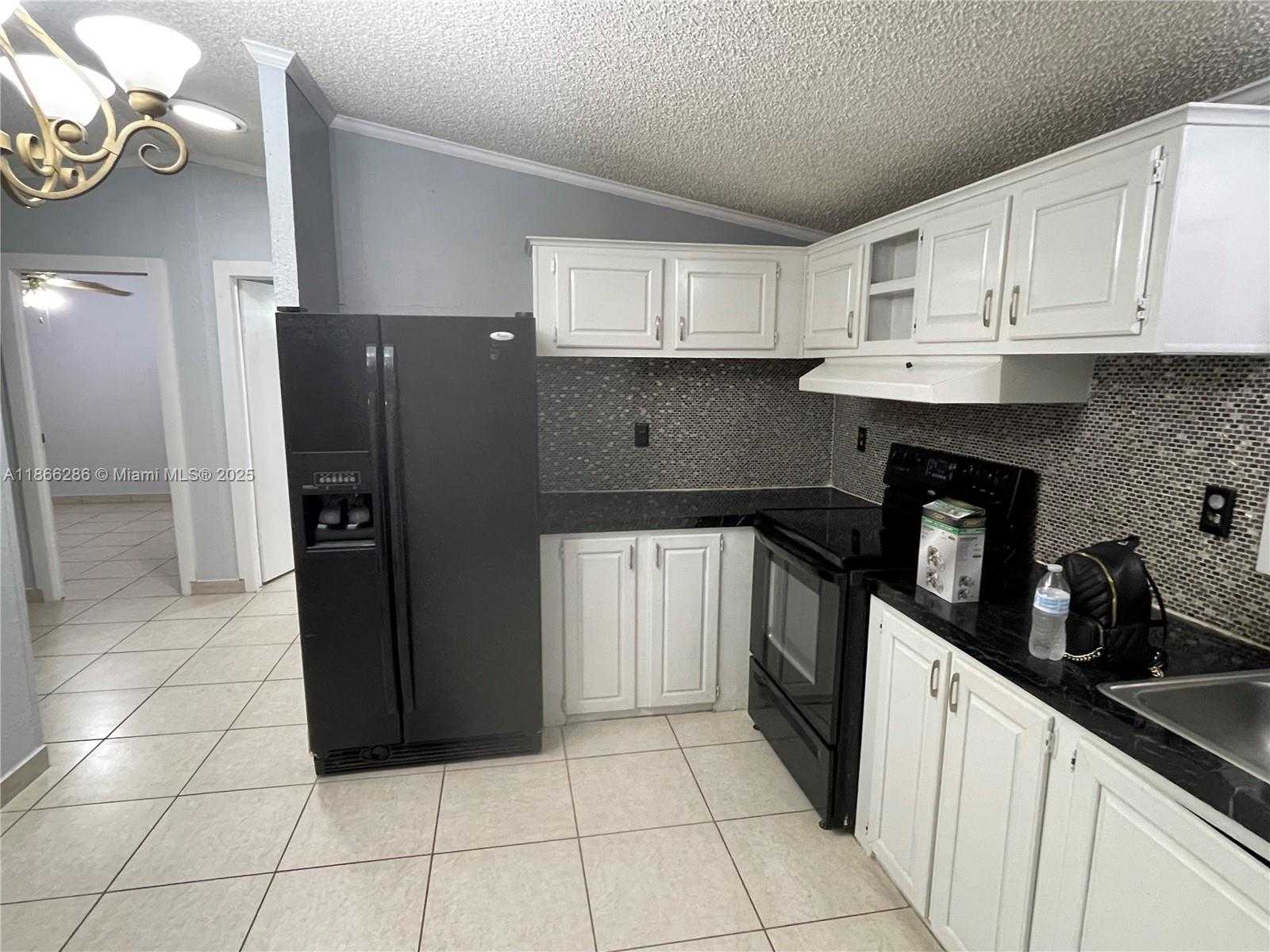Small Image of 19800 SOUTH WEST 180TH AVE UNIT 308, Miami Number 7