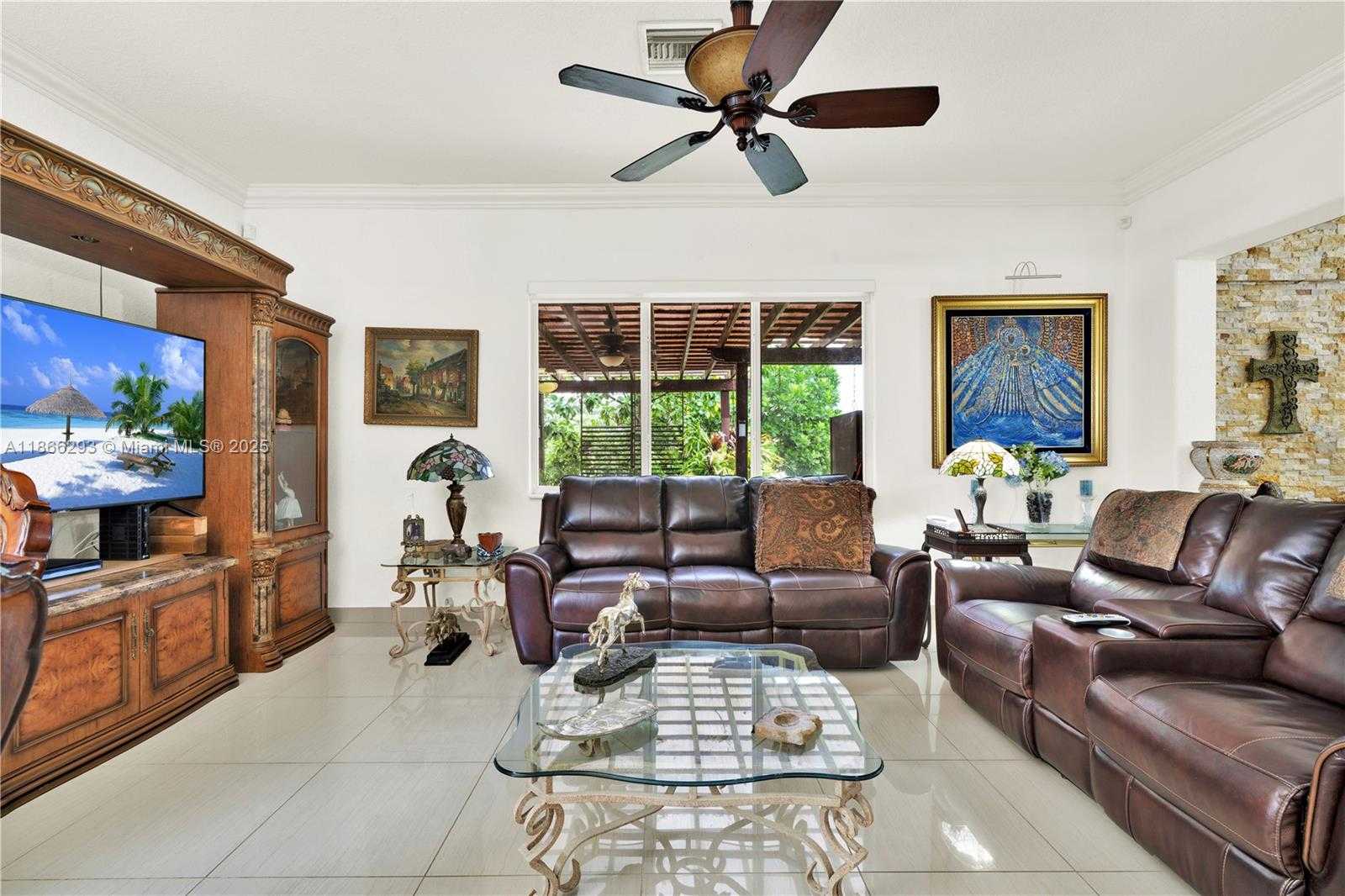 Small Image of 16242 SOUTH WEST 42ND TER, Miami Number 14