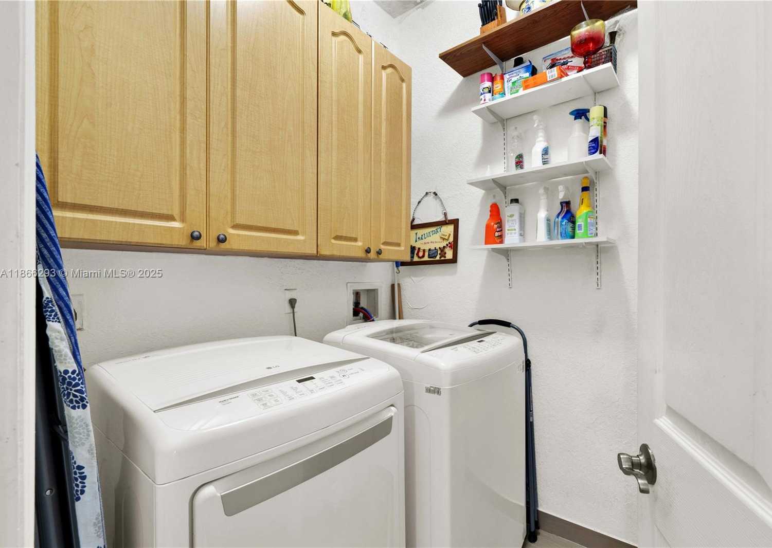Small Image of 16242 SOUTH WEST 42ND TER, Miami Number 38