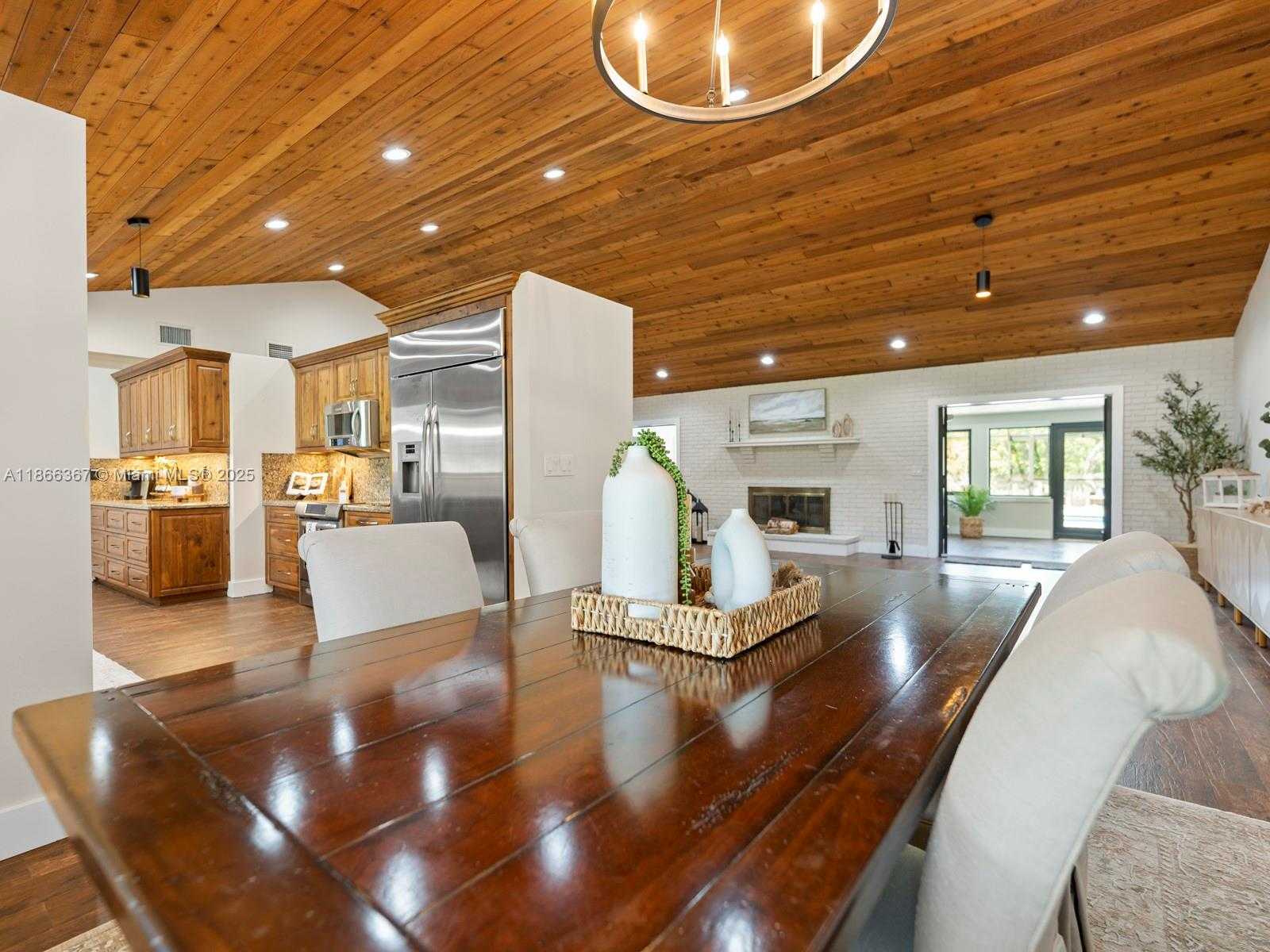 Small Image of 26690 SOUTH WEST 202ND AVE, Homestead Number 16