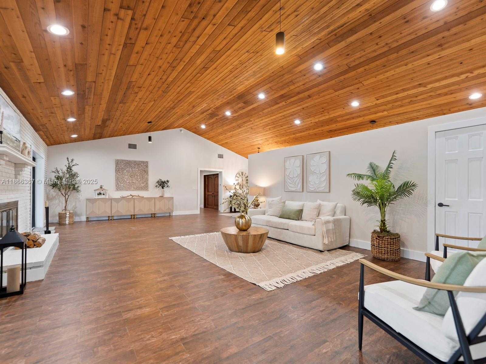 Small Image of 26690 SOUTH WEST 202ND AVE, Homestead Number 22