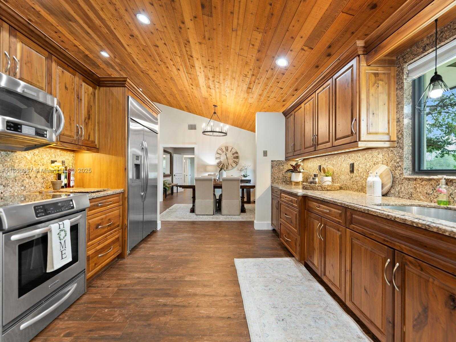 Small Image of 26690 SOUTH WEST 202ND AVE, Homestead Number 27