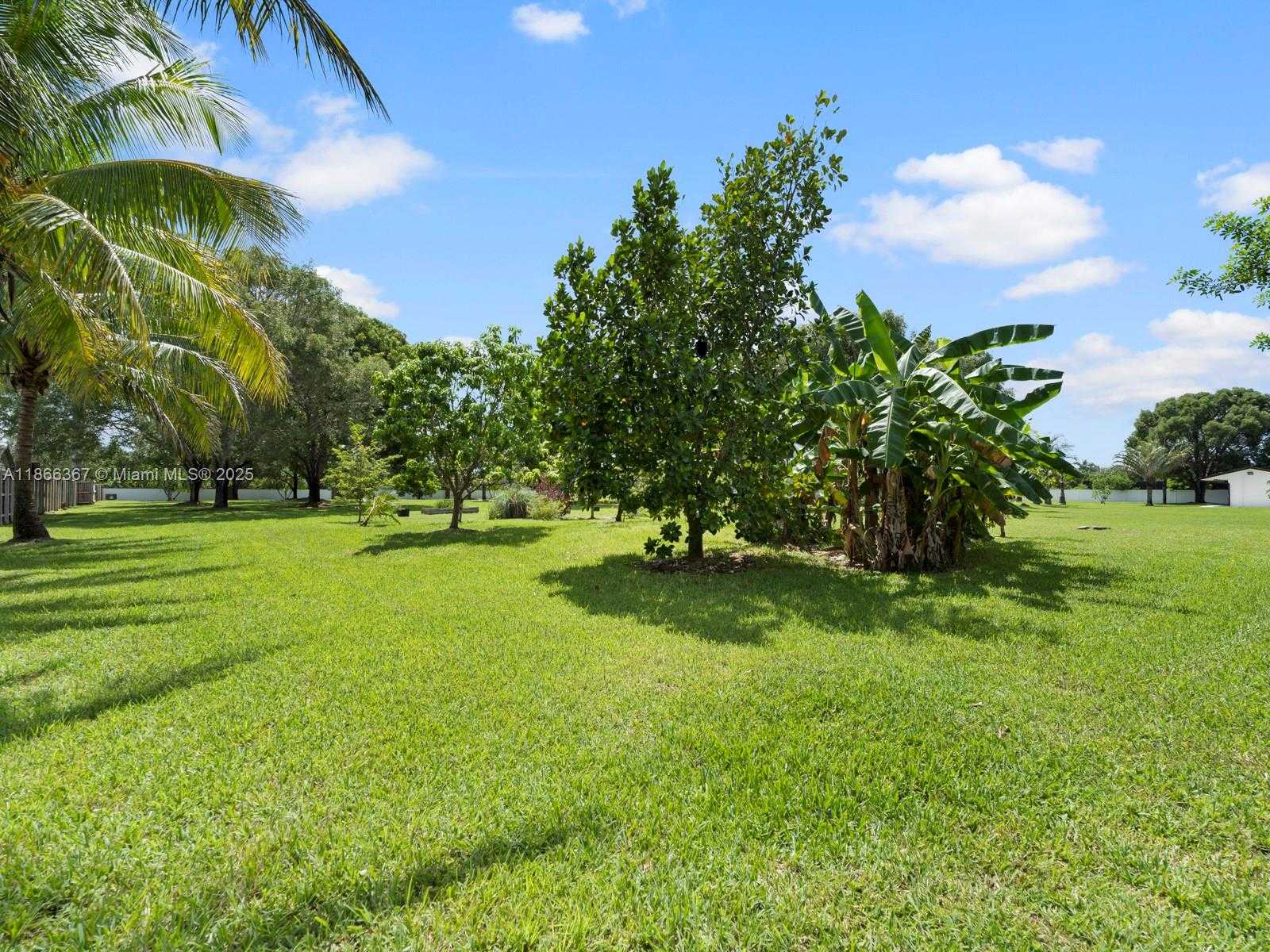 Small Image of 26690 SOUTH WEST 202ND AVE, Homestead Number 61
