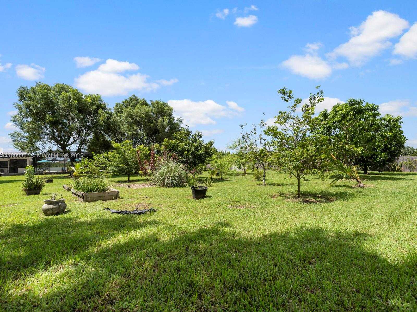 Small Image of 26690 SOUTH WEST 202ND AVE, Homestead Number 67
