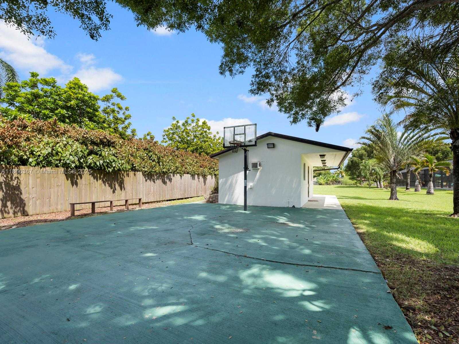 Small Image of 26690 SOUTH WEST 202ND AVE, Homestead Number 70