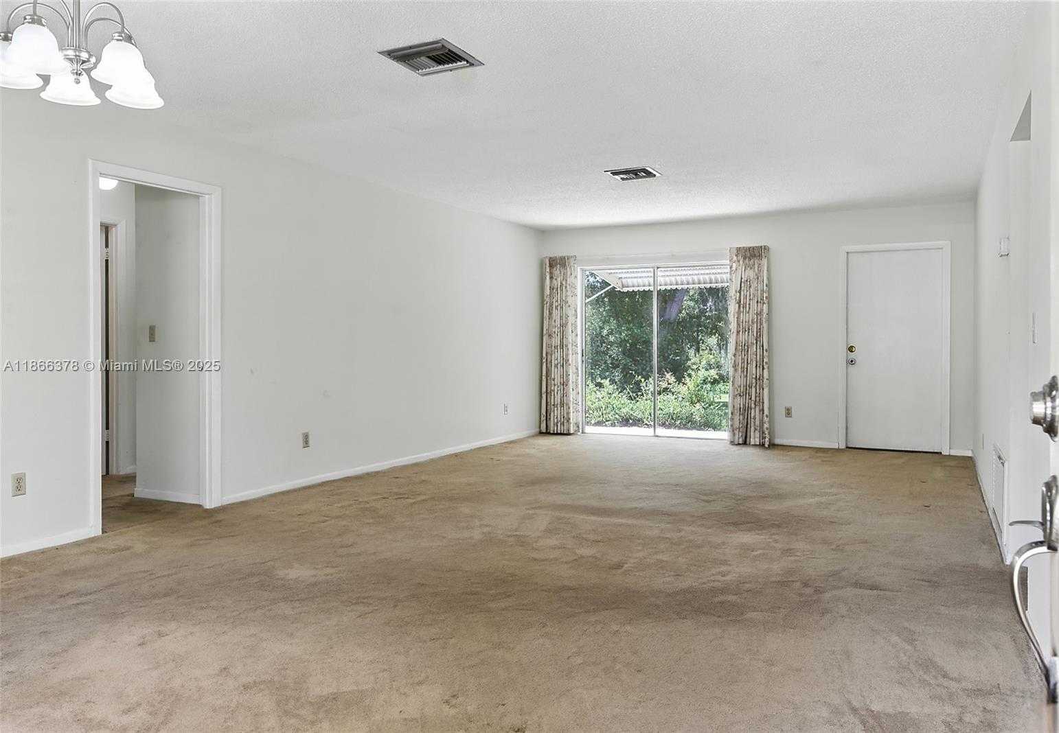 Small Image of 209 LAGUNA CT, St Augustine Number 4