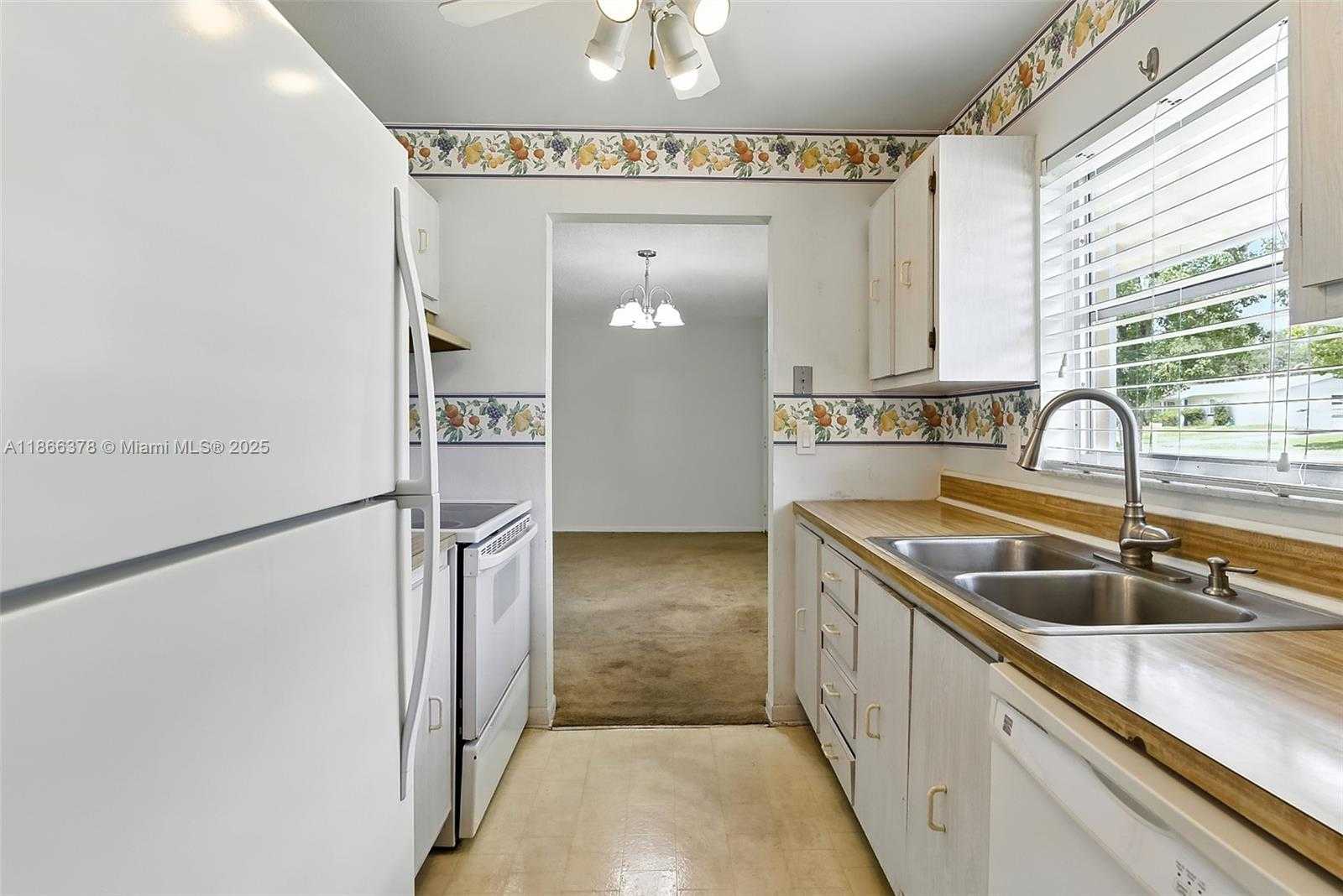 Small Image of 209 LAGUNA CT, St Augustine Number 8