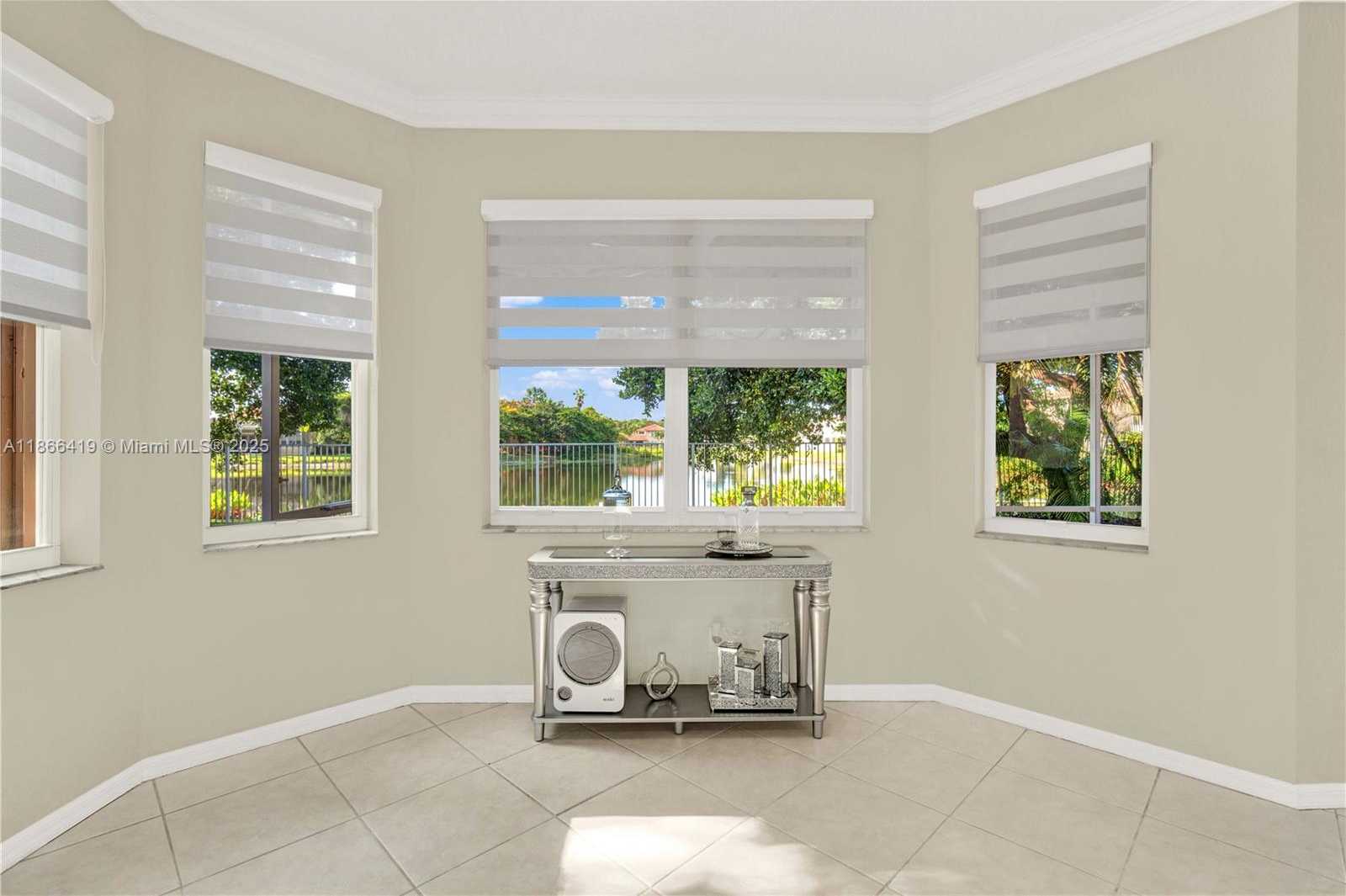 Small Image of 18708 OCEAN MIST DR, Boca Raton Number 17