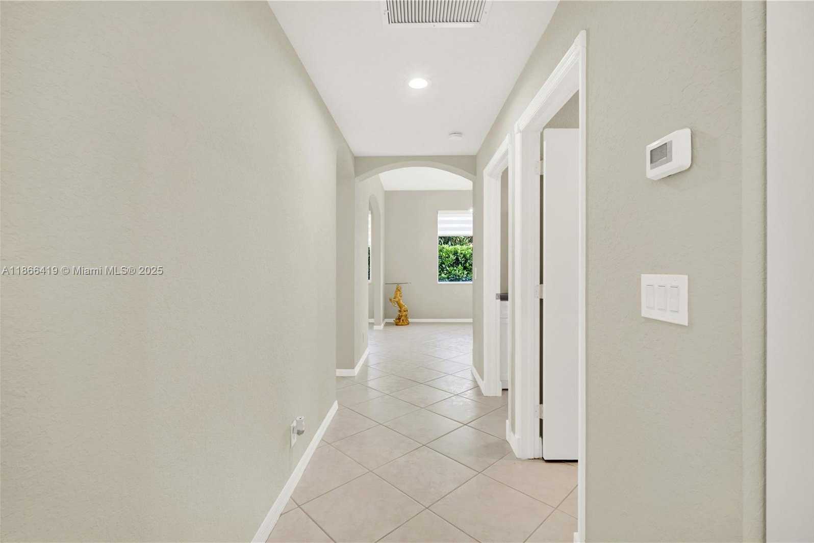 Small Image of 18708 OCEAN MIST DR, Boca Raton Number 25