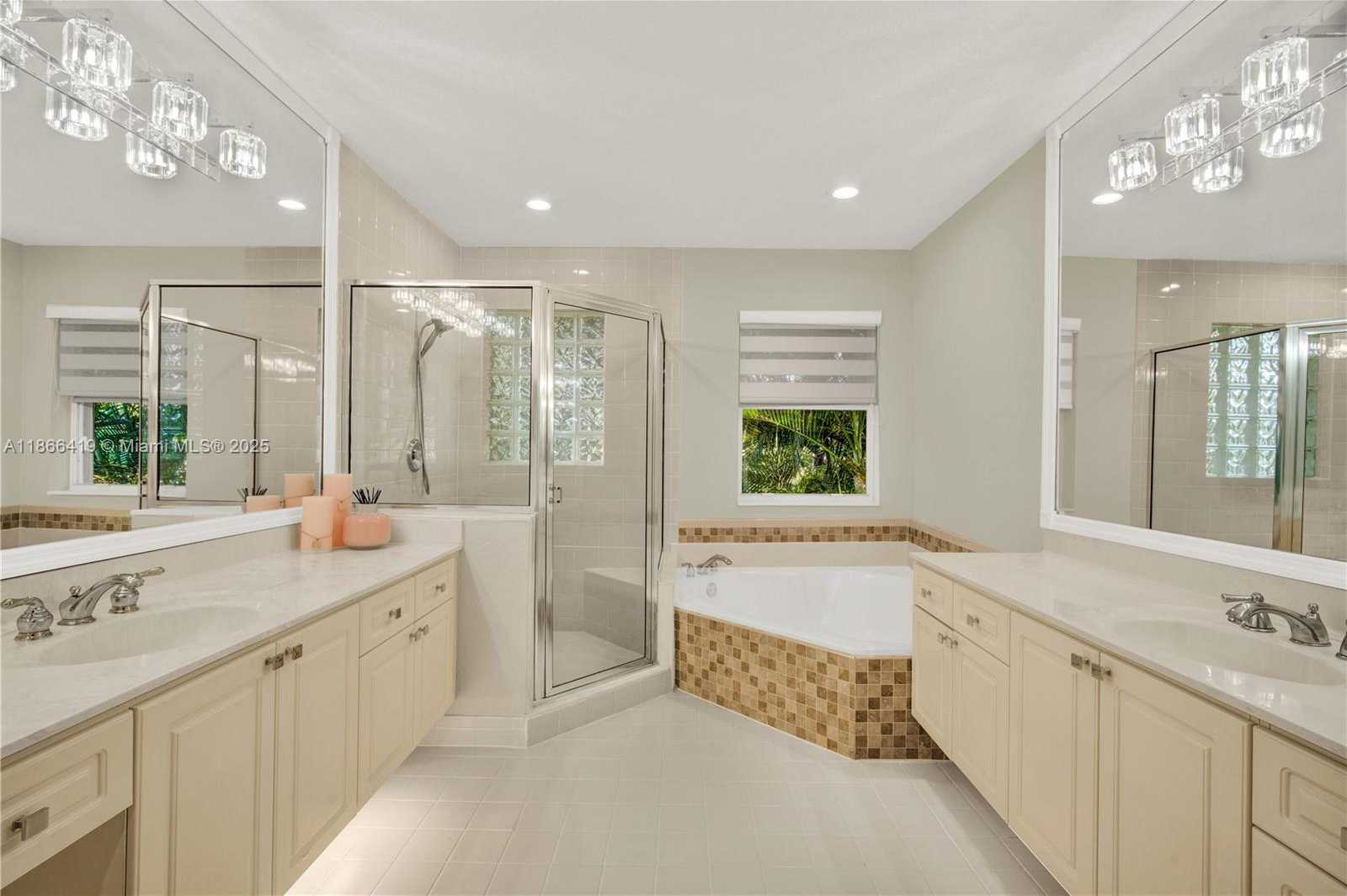 Small Image of 18708 OCEAN MIST DR, Boca Raton Number 30