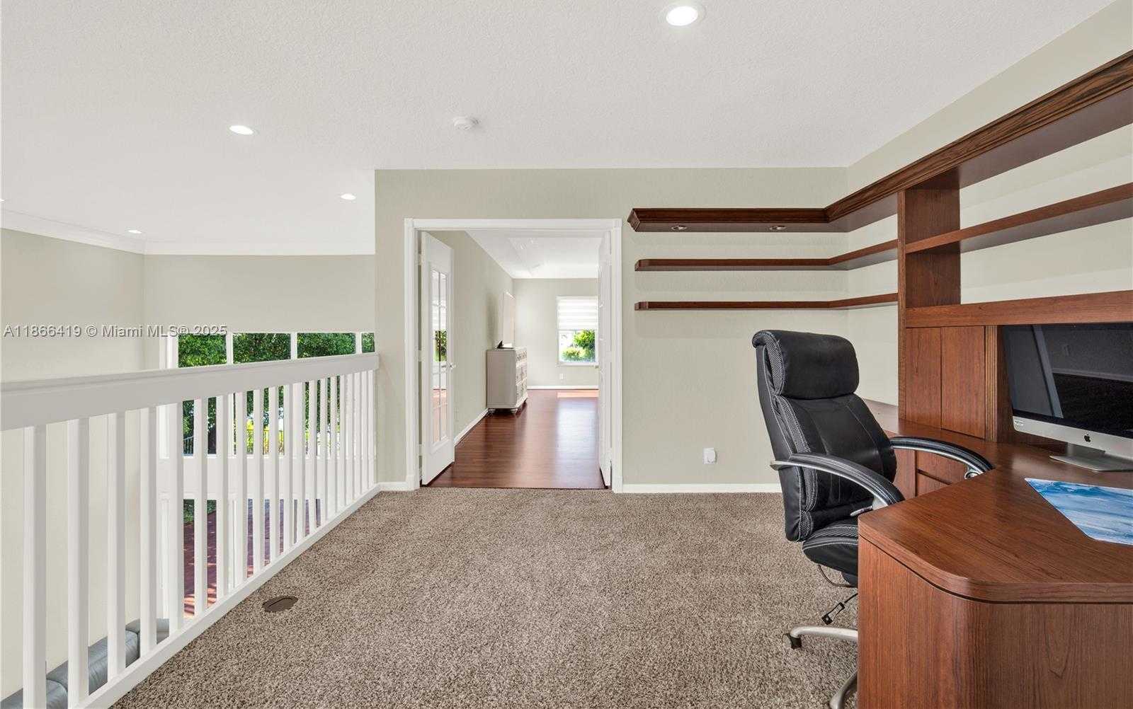 Small Image of 18708 OCEAN MIST DR, Boca Raton Number 37