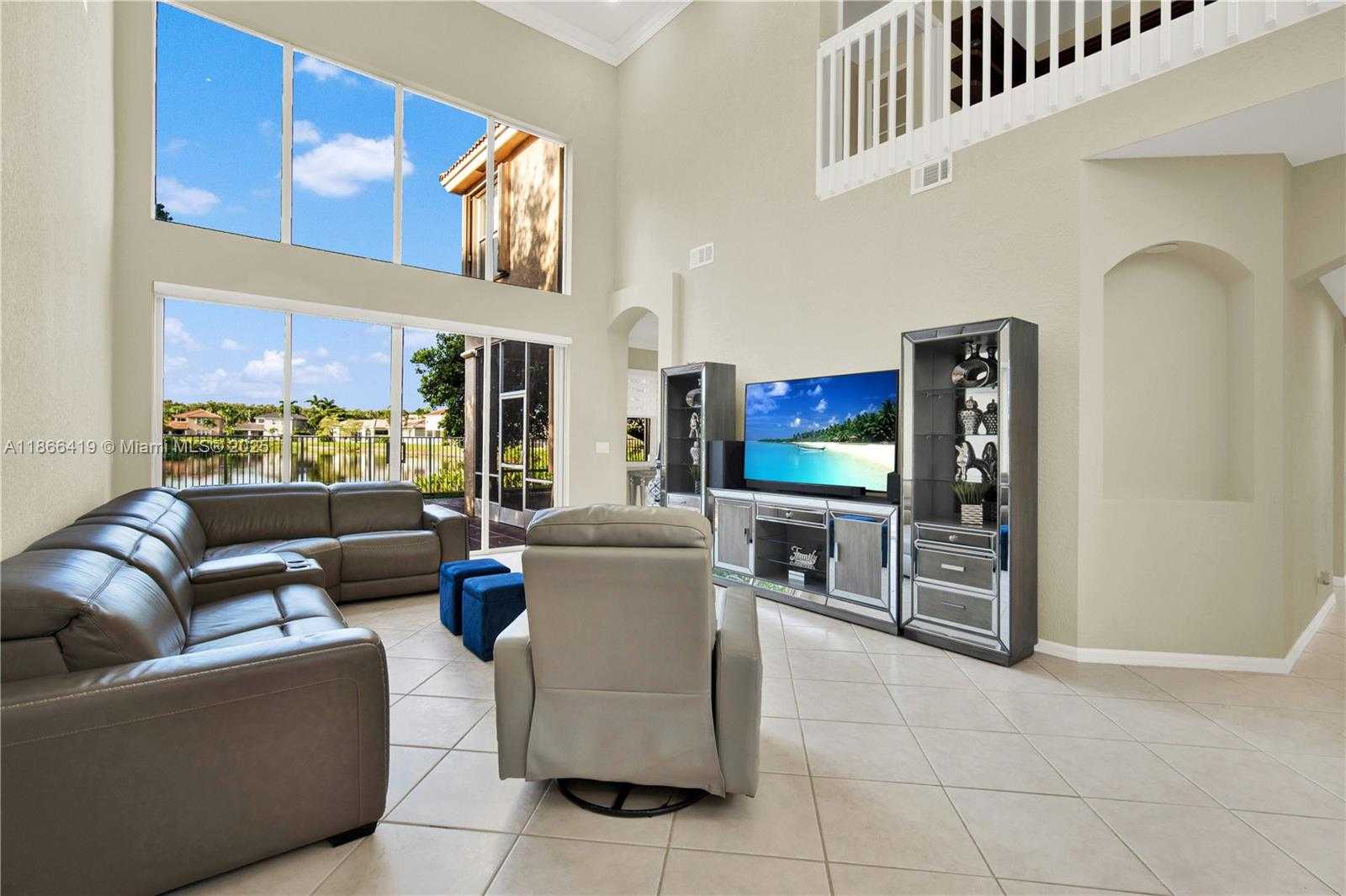 Small Image of 18708 OCEAN MIST DR, Boca Raton Number 9