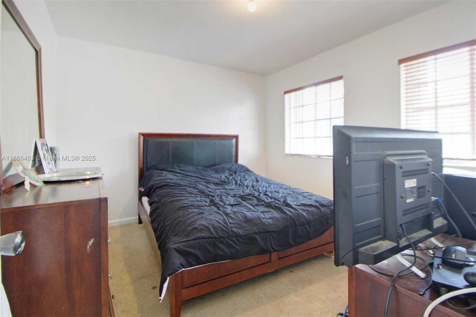 Small Image of 14077 SOUTH WEST 274TH TER, Homestead Number 21