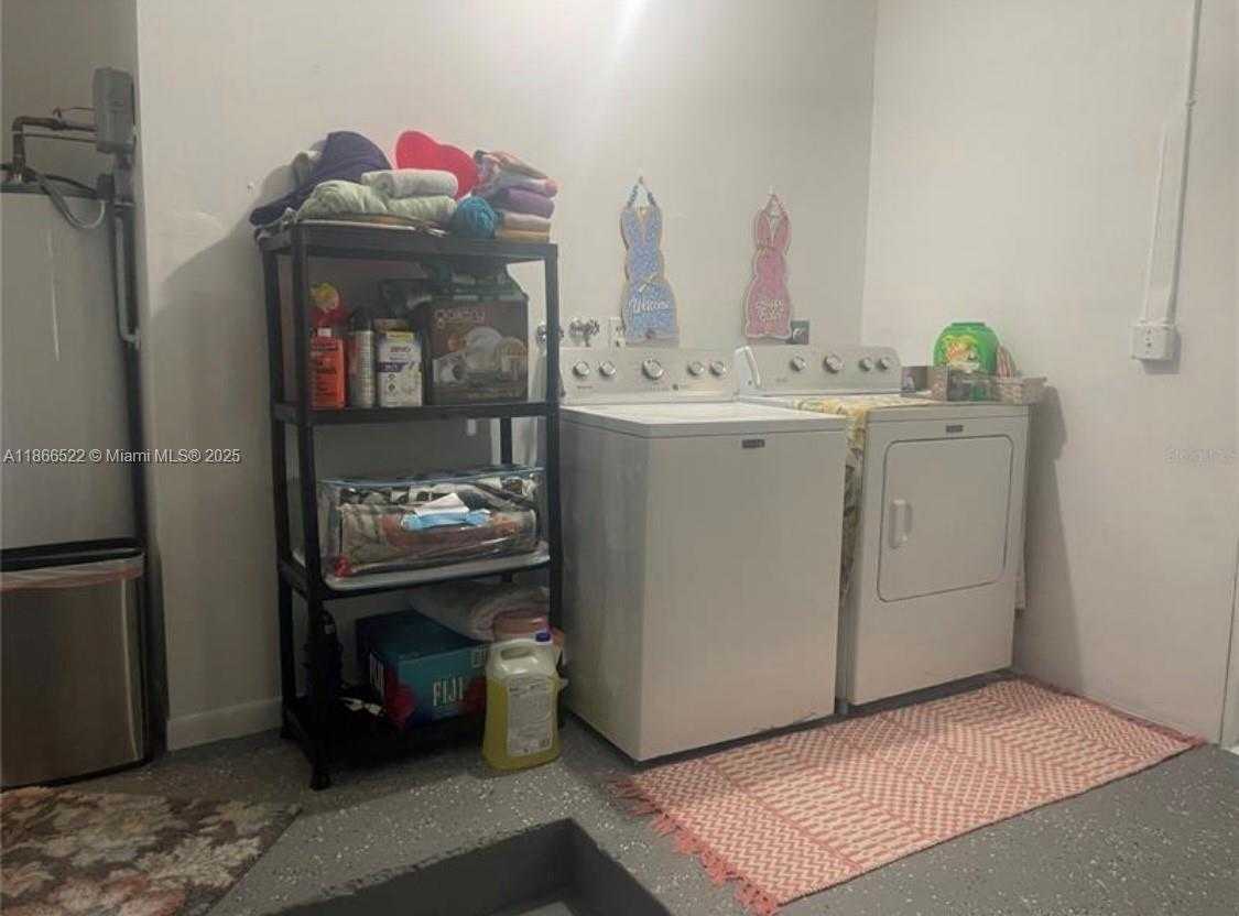 Small Image of 7551 SOUTH WEST 42ND PL, Davie Number 24